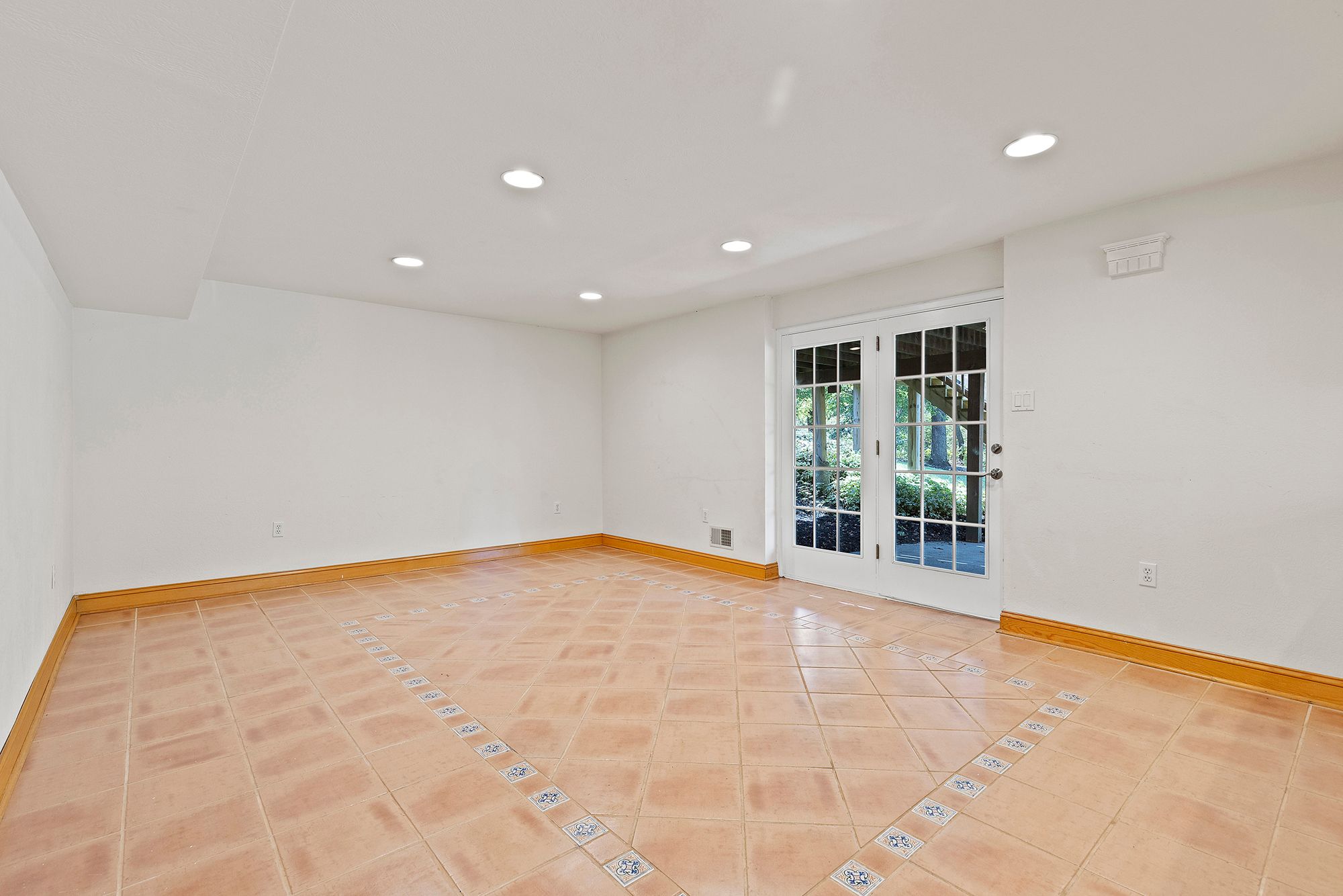 175 Pinehurst Drive
