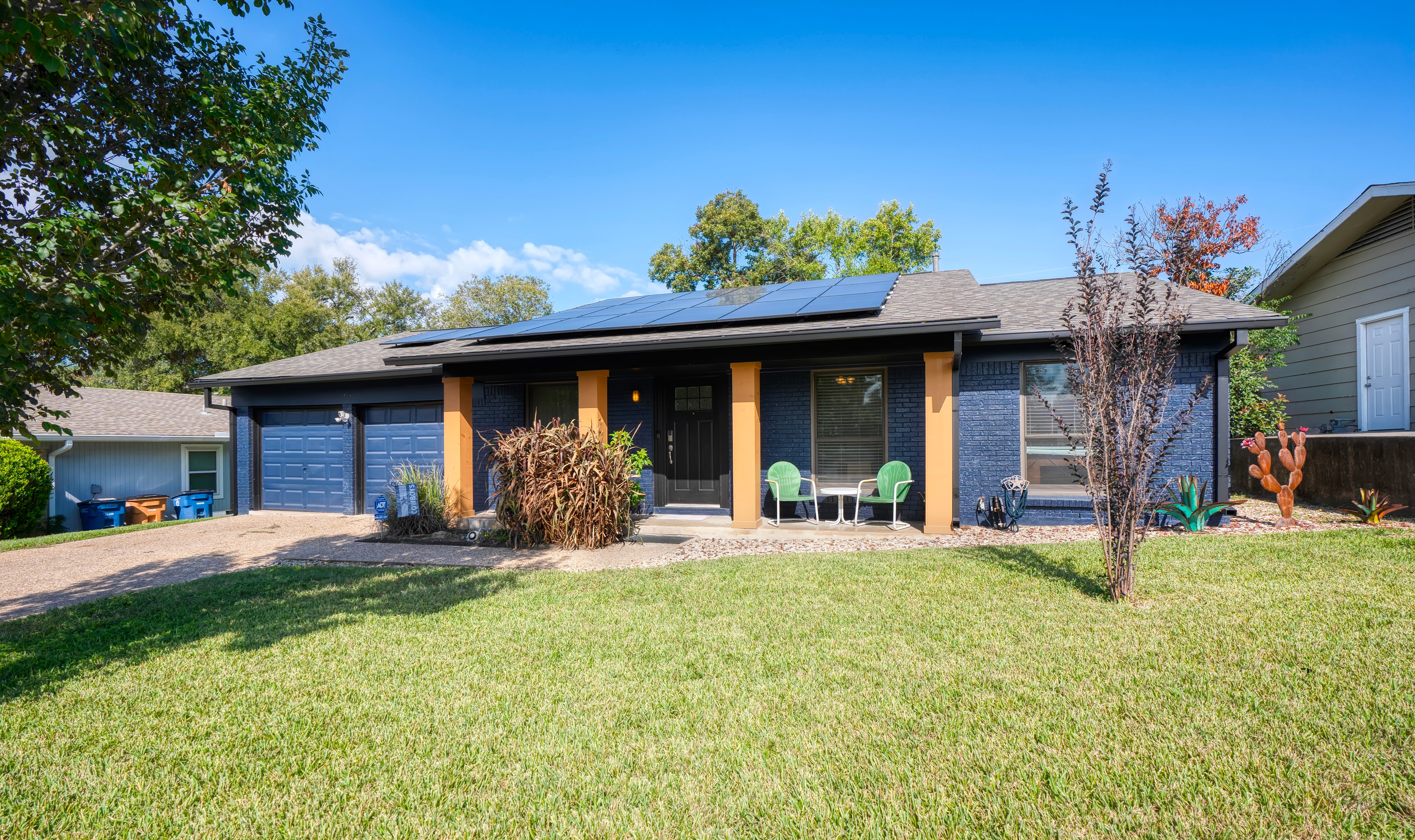 6906 Vassar Drive 