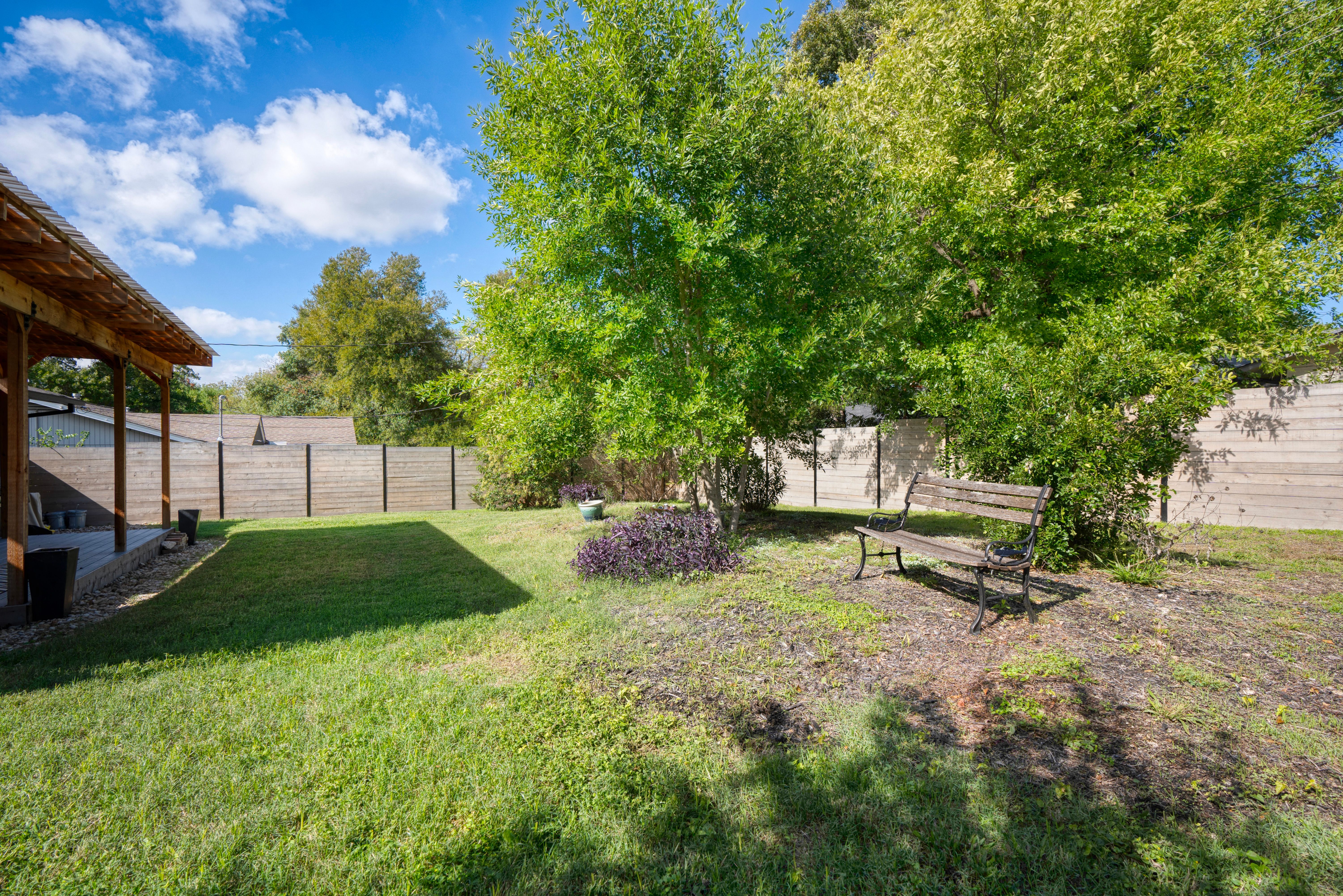 6906 Vassar Drive 