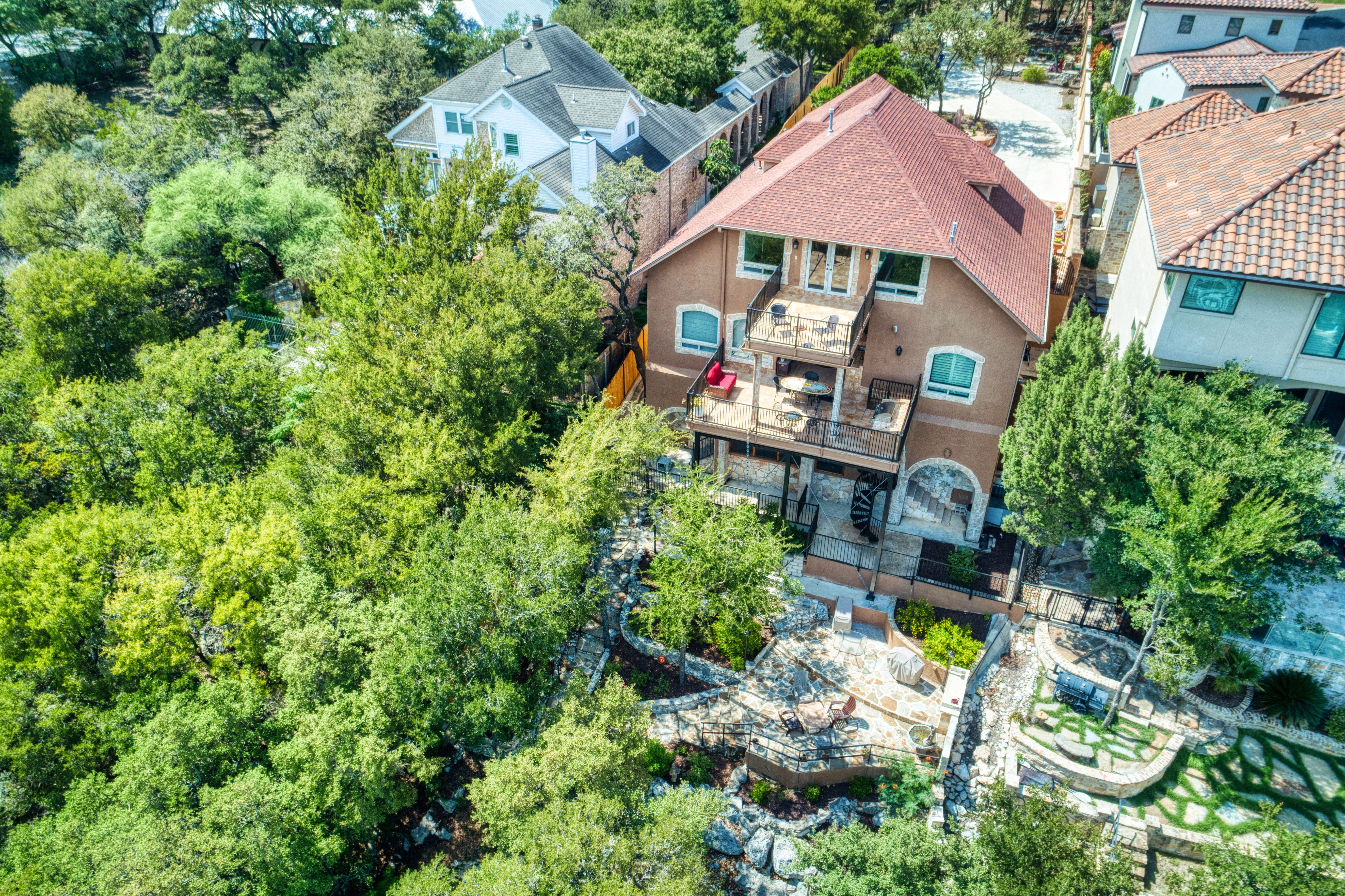 554 Lakeview Boulevard 