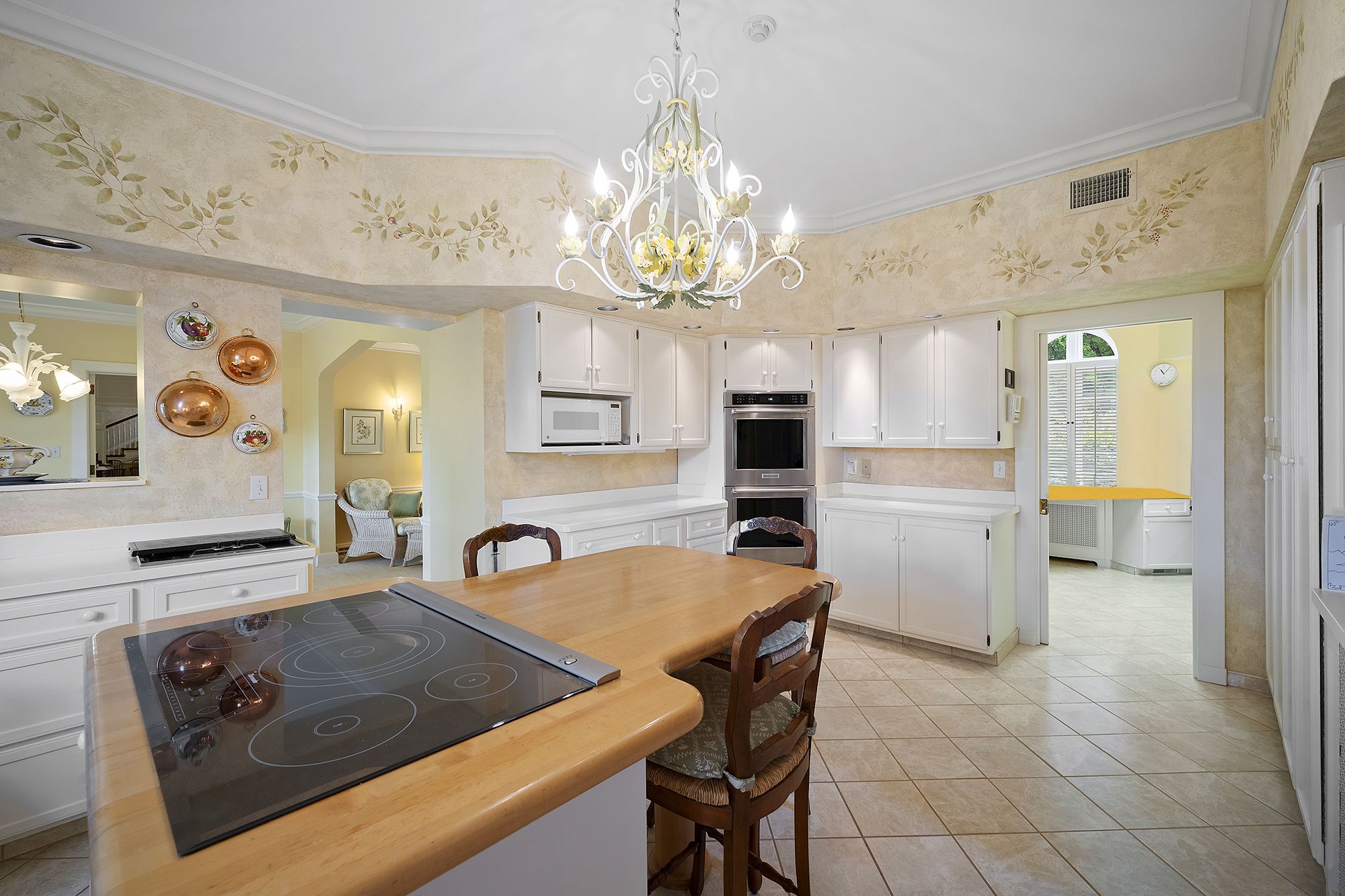 406 Hillside Drive 