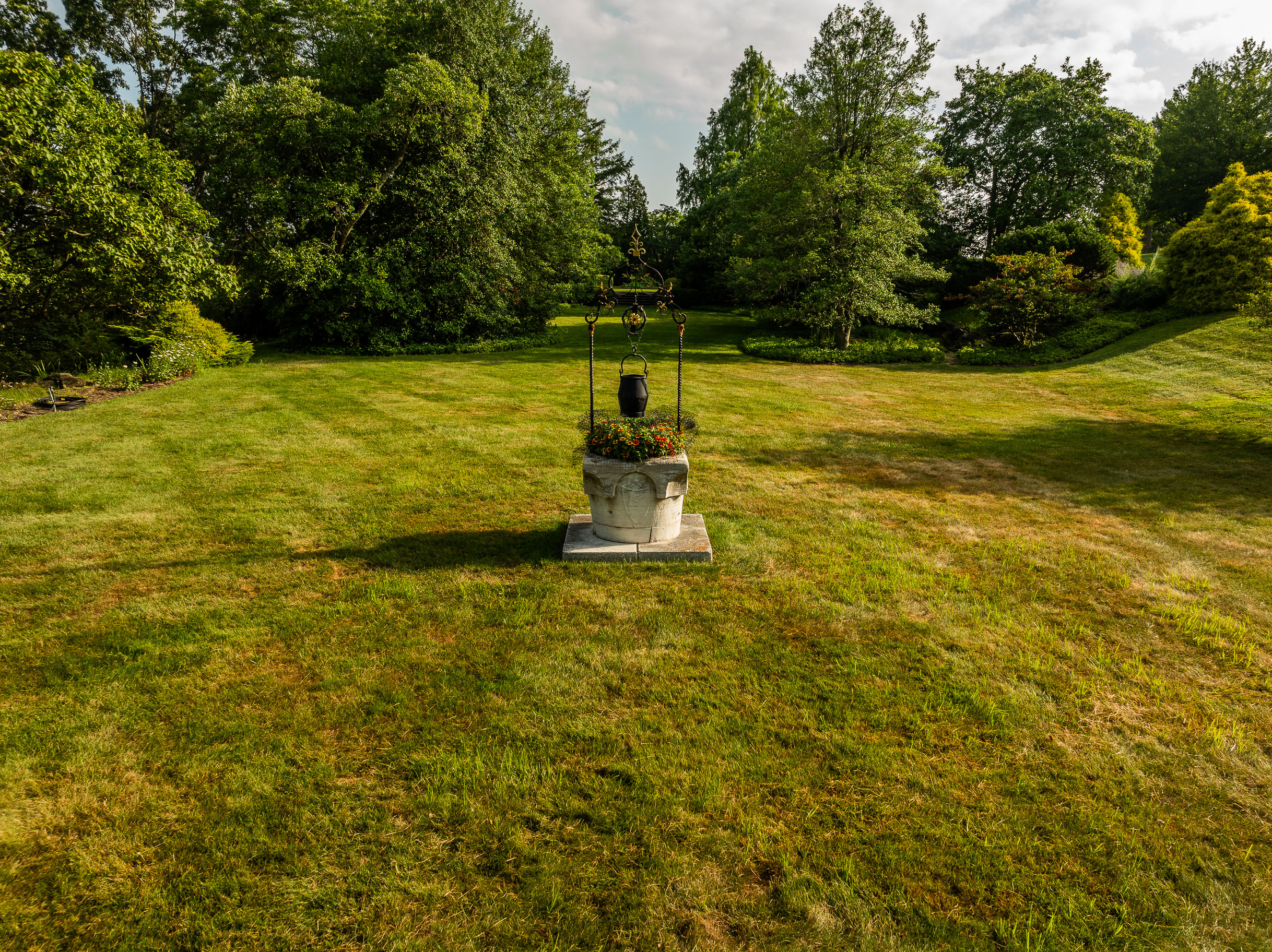 406 Hillside Drive 