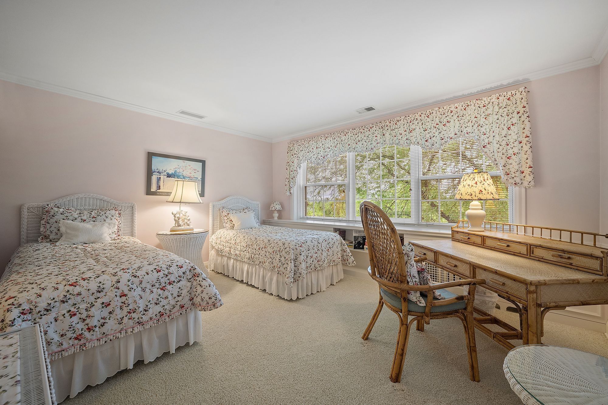 406 Hillside Drive 