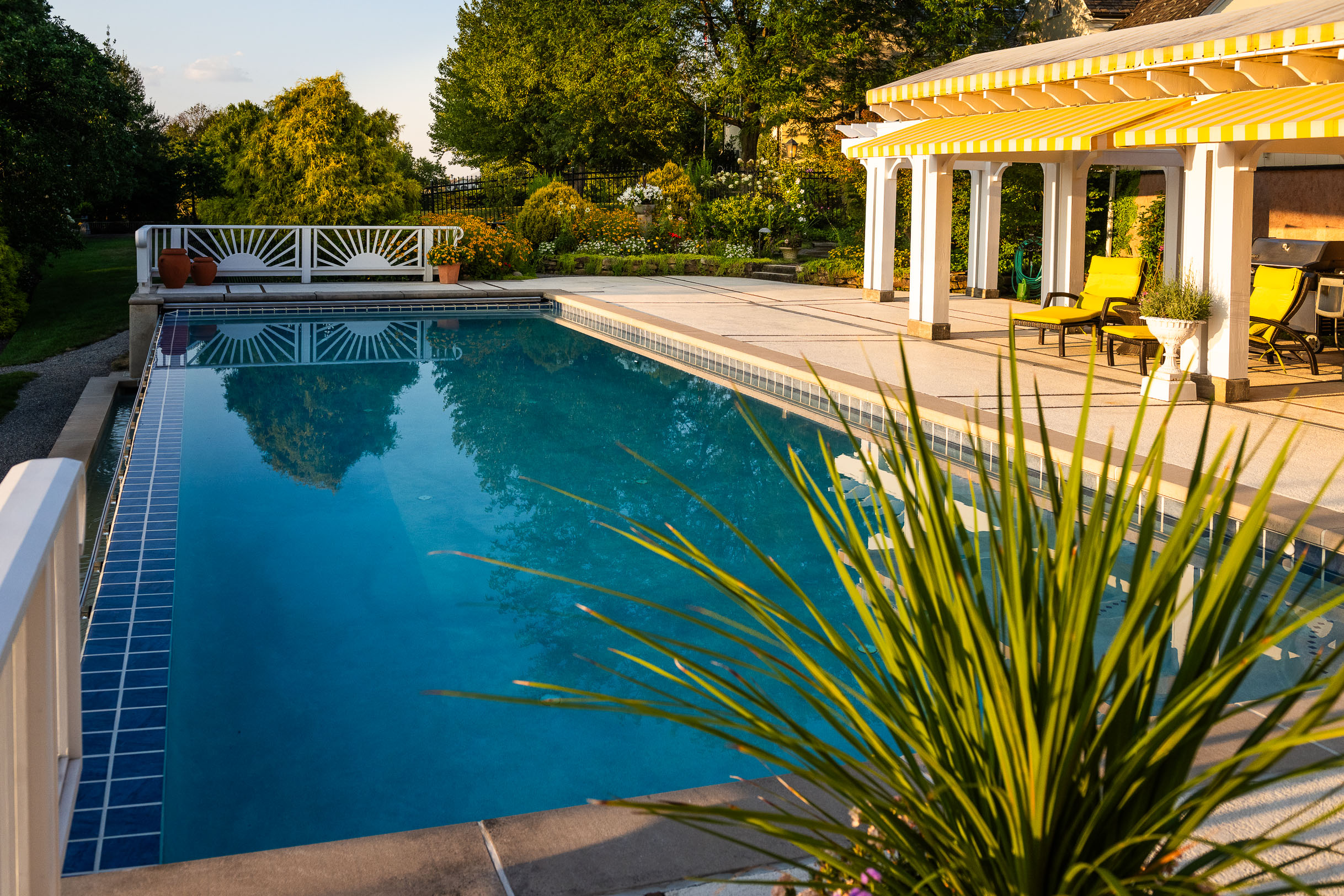 406 Hillside Drive 