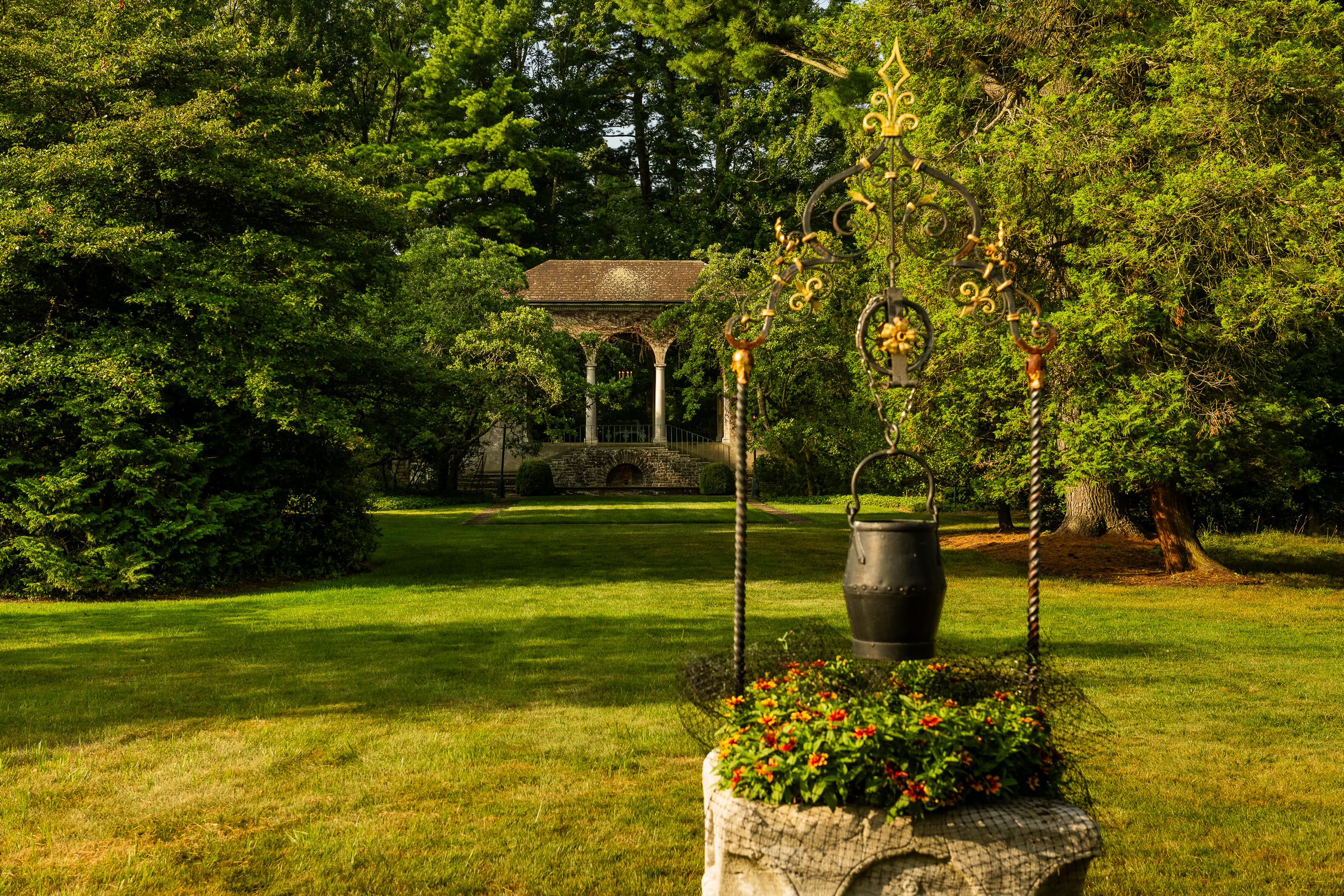 406 Hillside Drive 