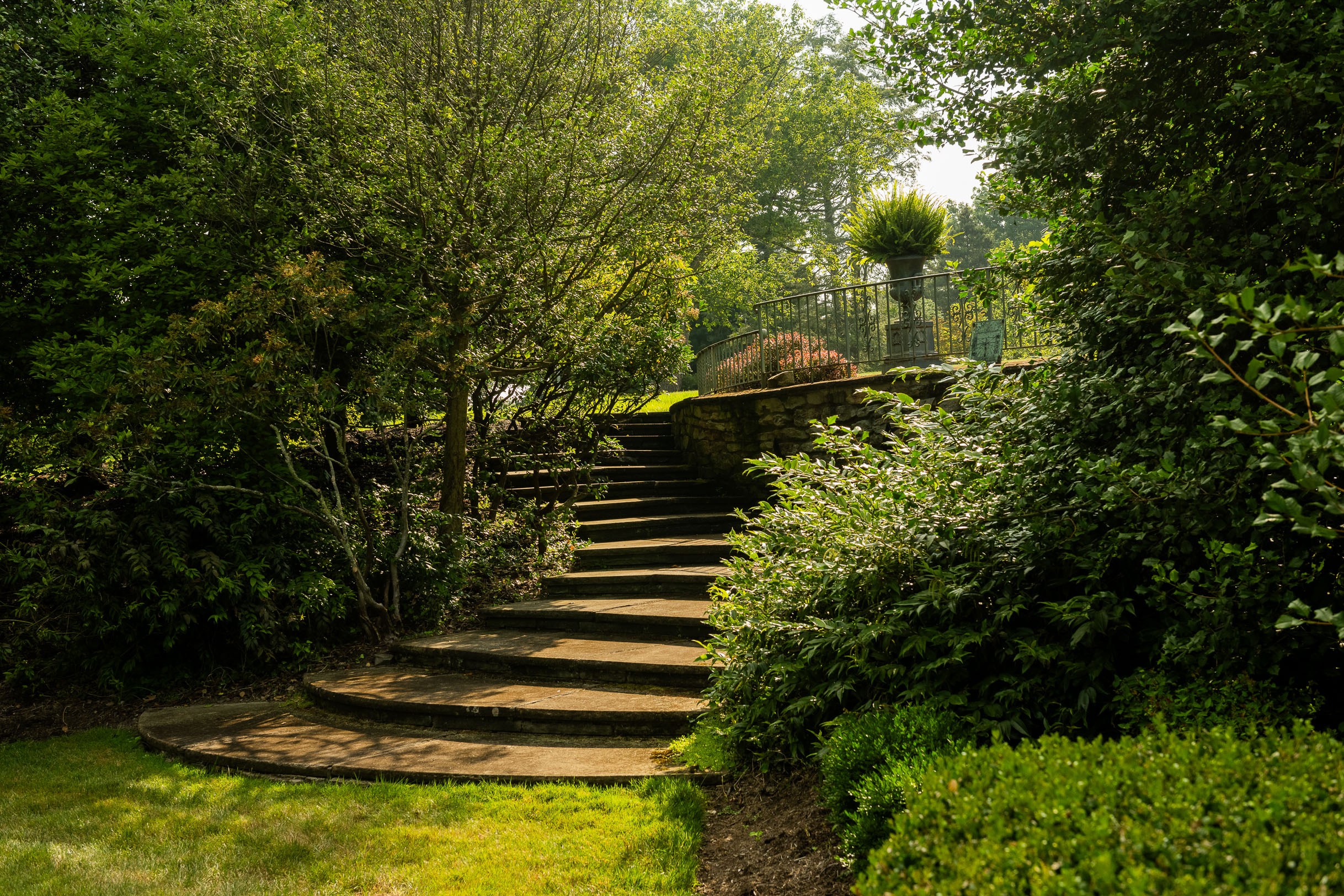 406 Hillside Drive 
