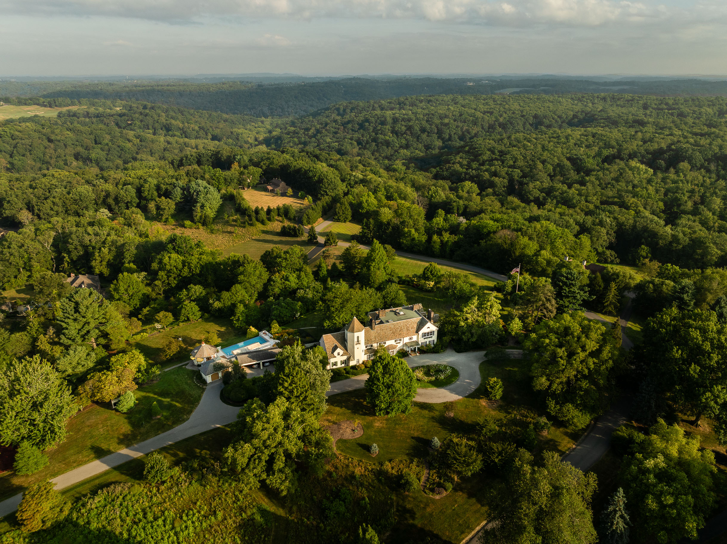 406 Hillside Drive 