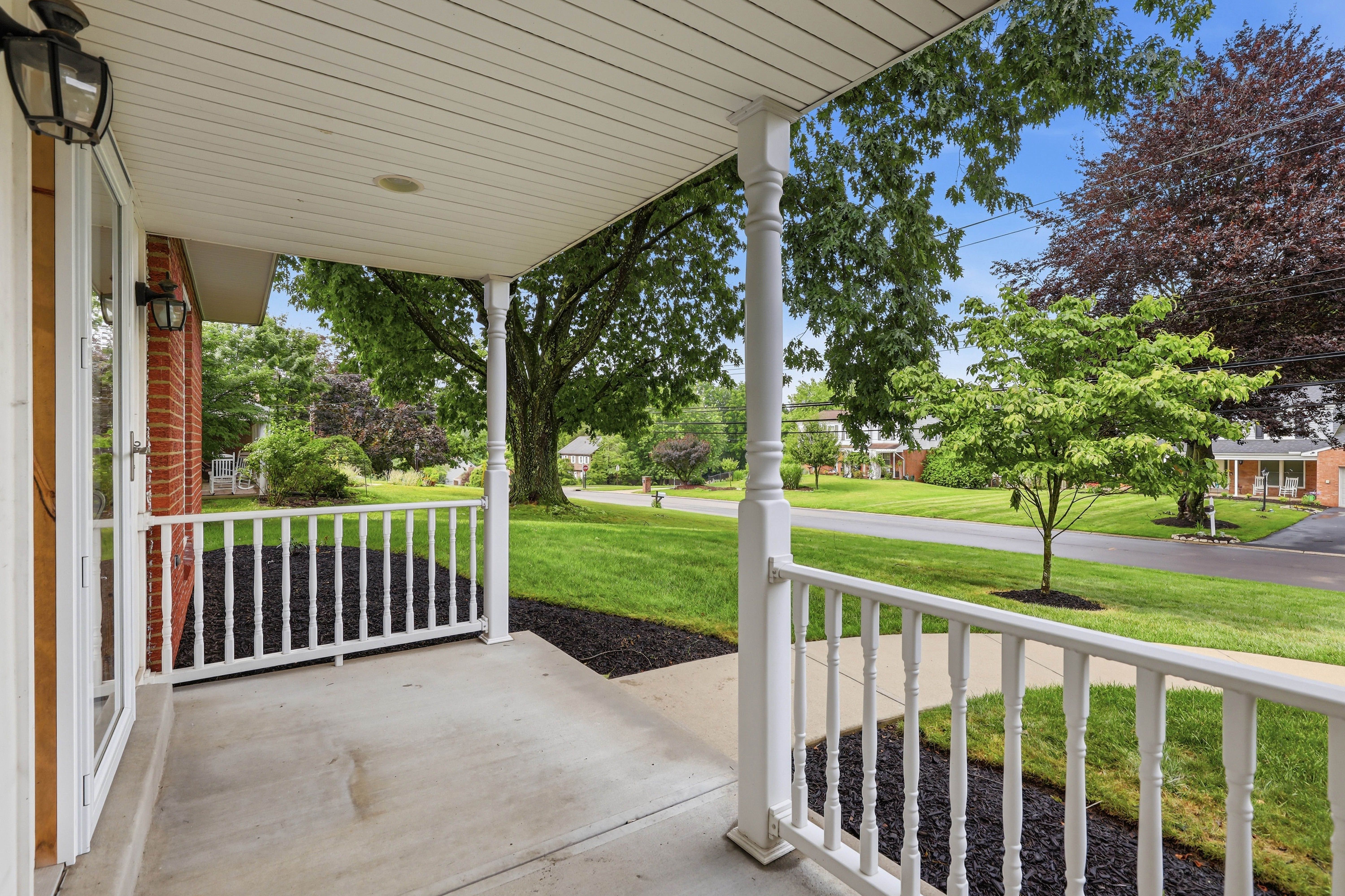 1534 King Charles Drive 