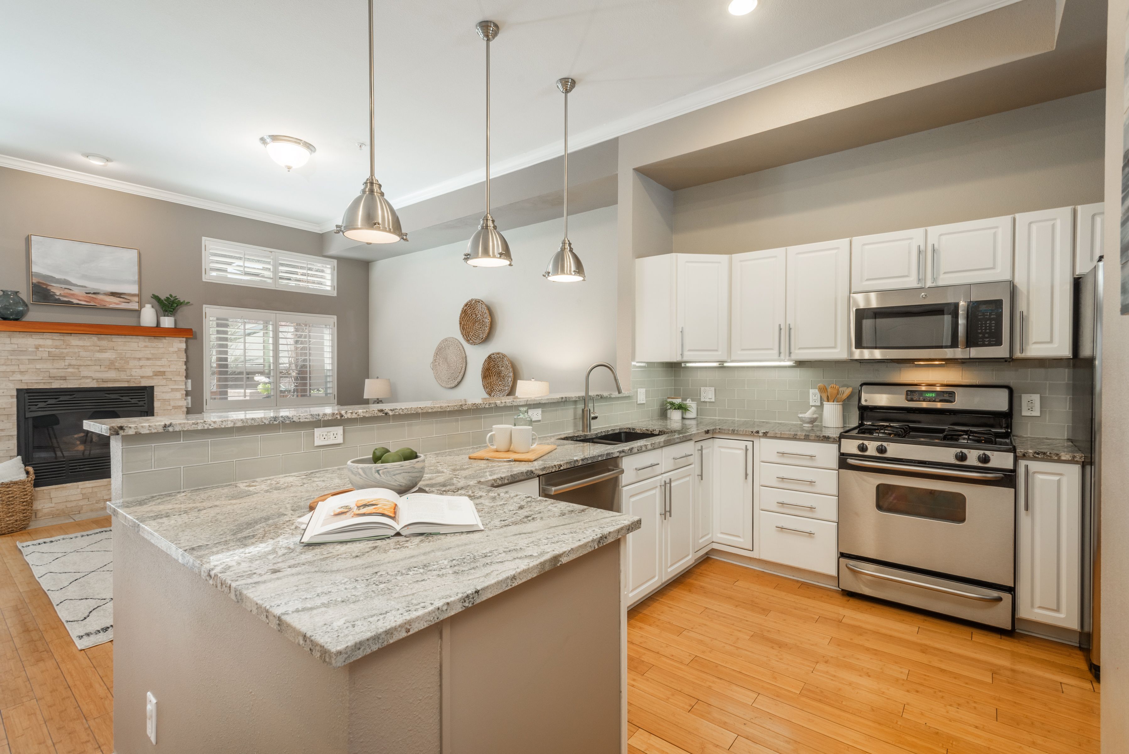 880 E 16th Avenue Unit D