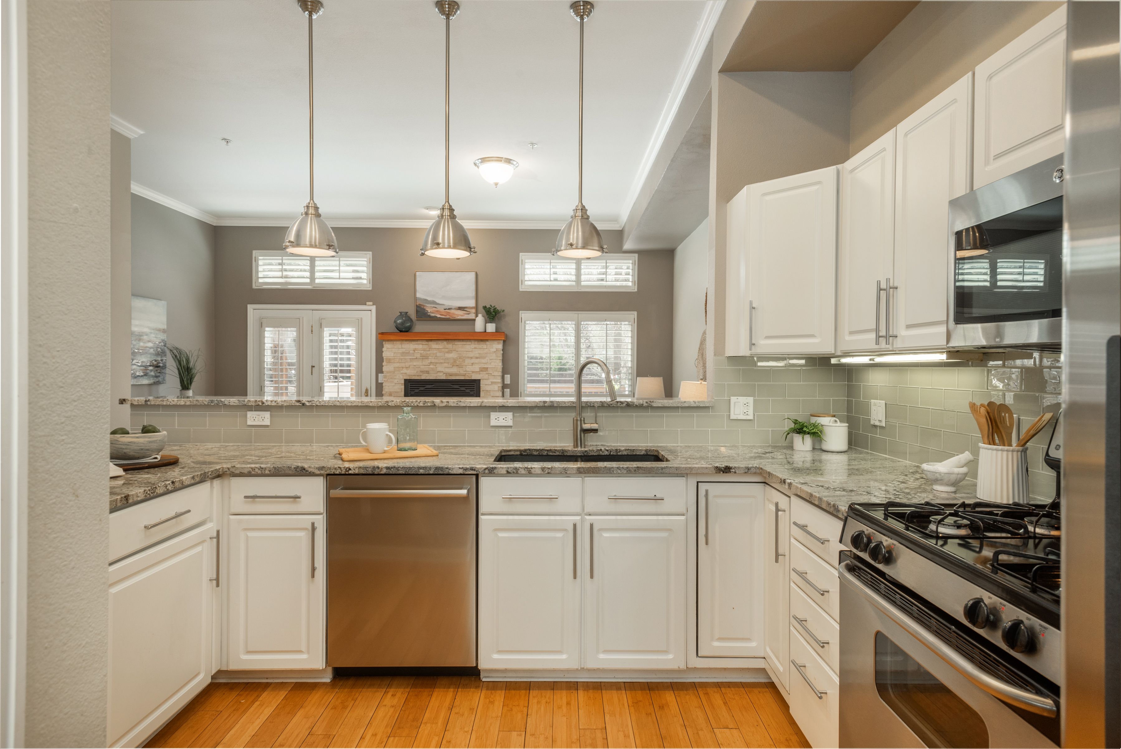 880 E 16th Avenue Unit D