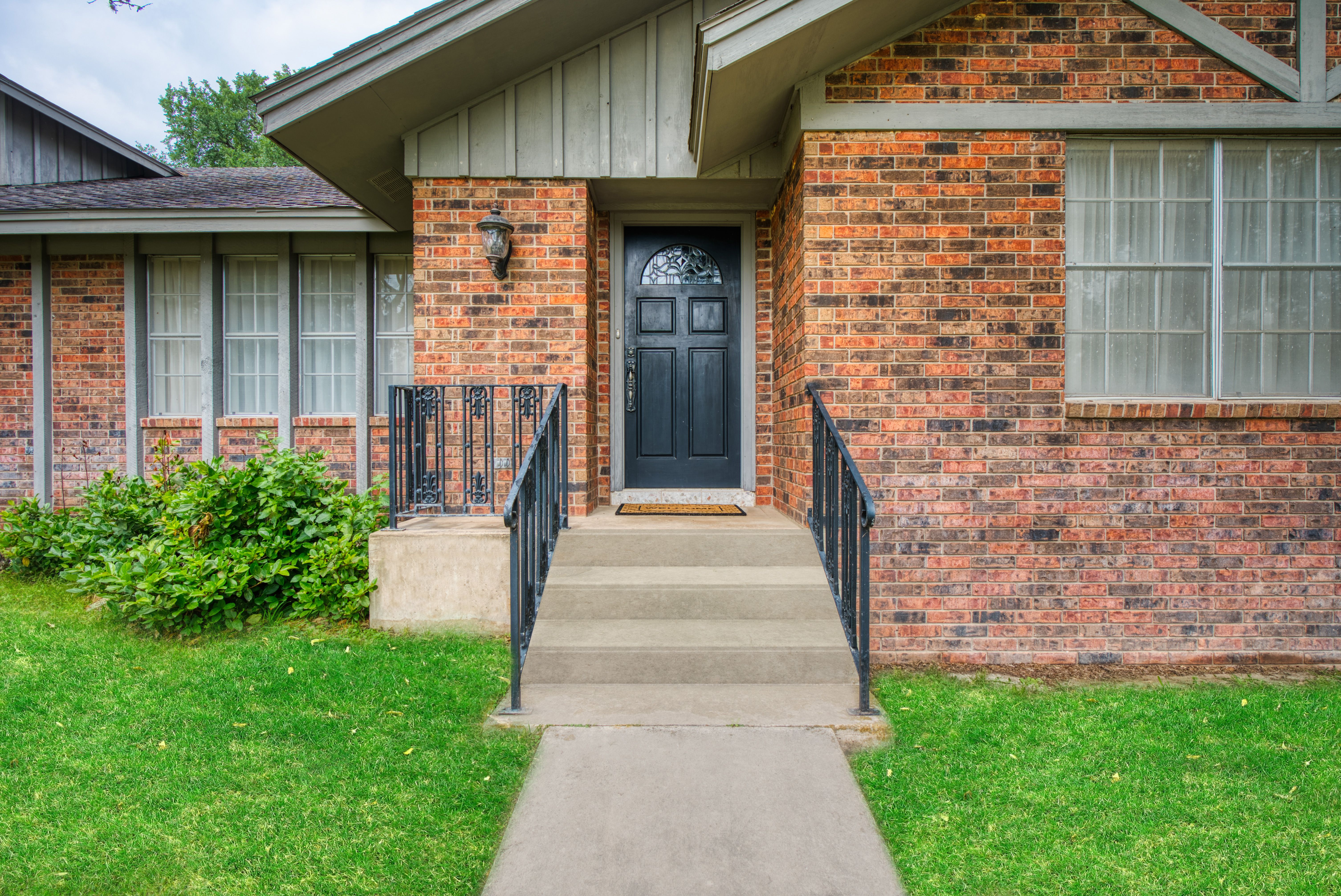 2 Sierra Drive 