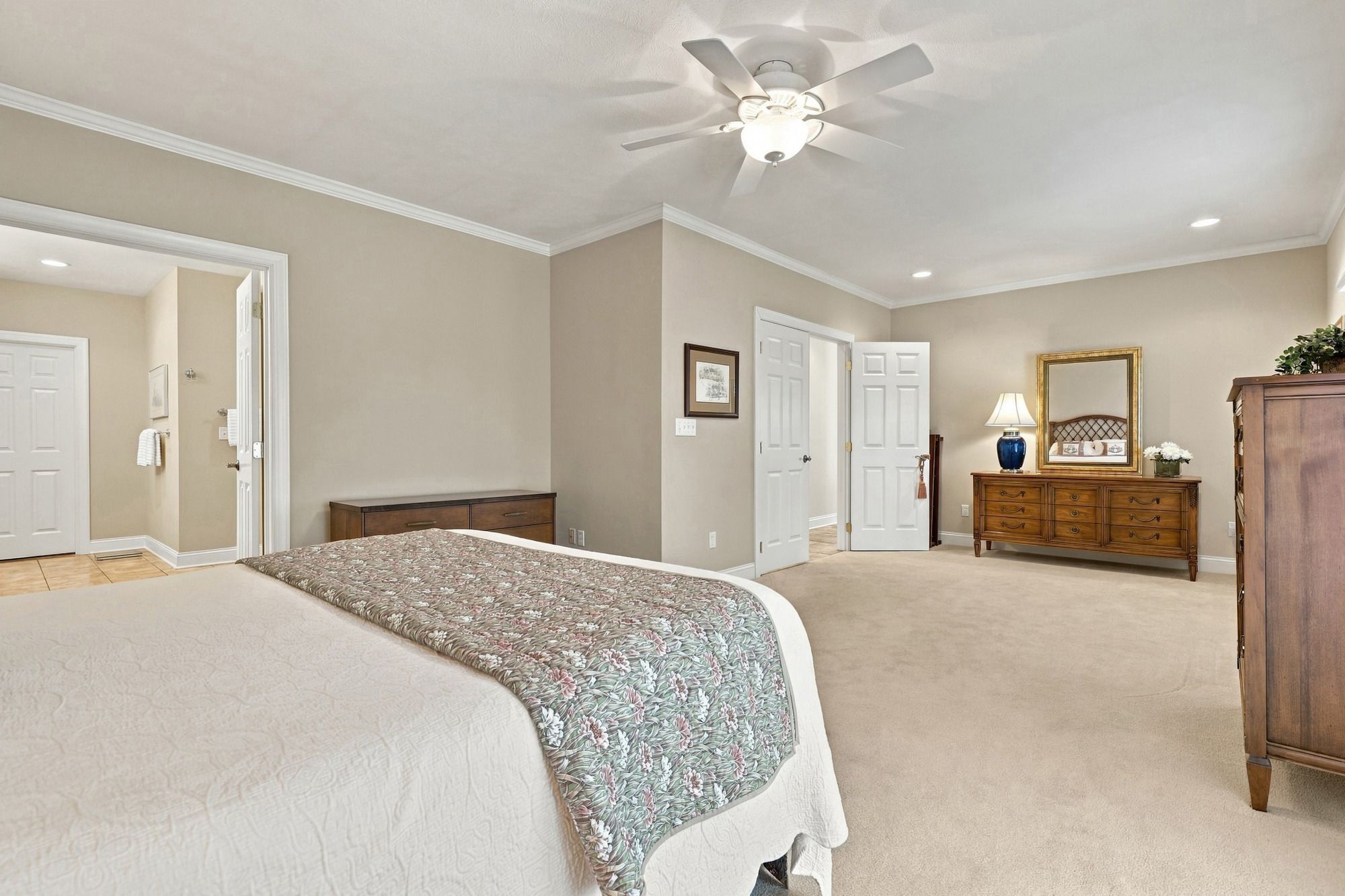 602 Applehill Court 