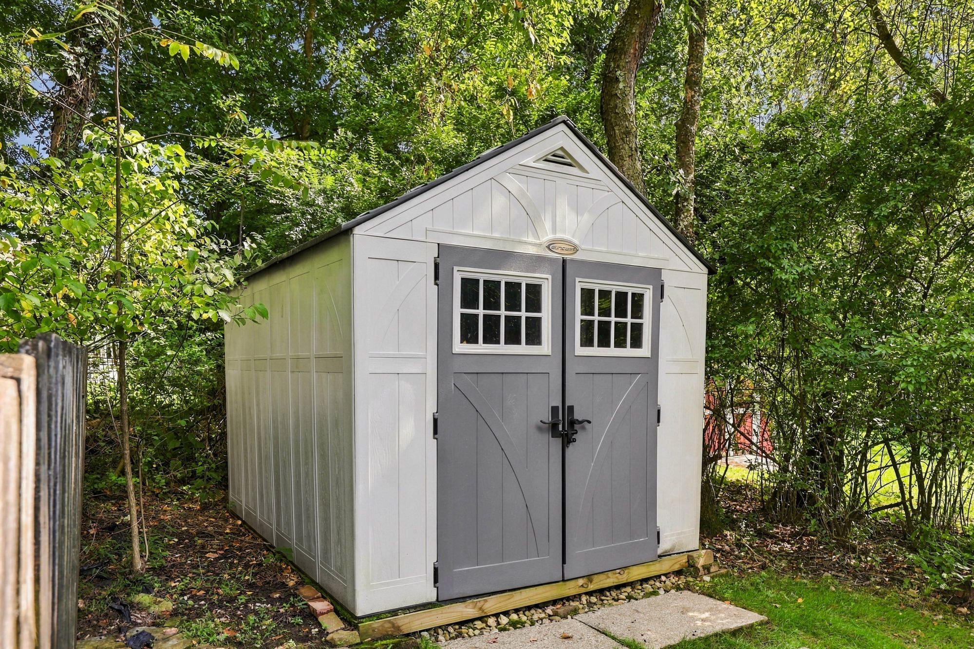 1607 Eaglewood Court 