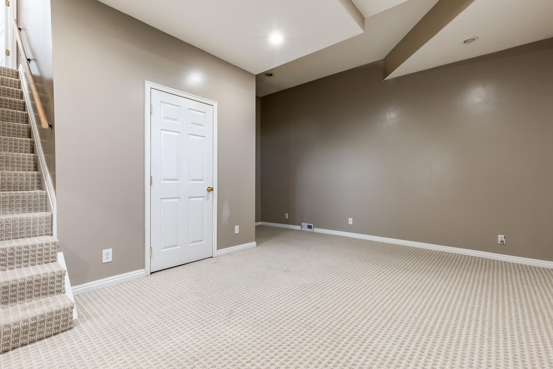 459 E Steep Mountain Dr