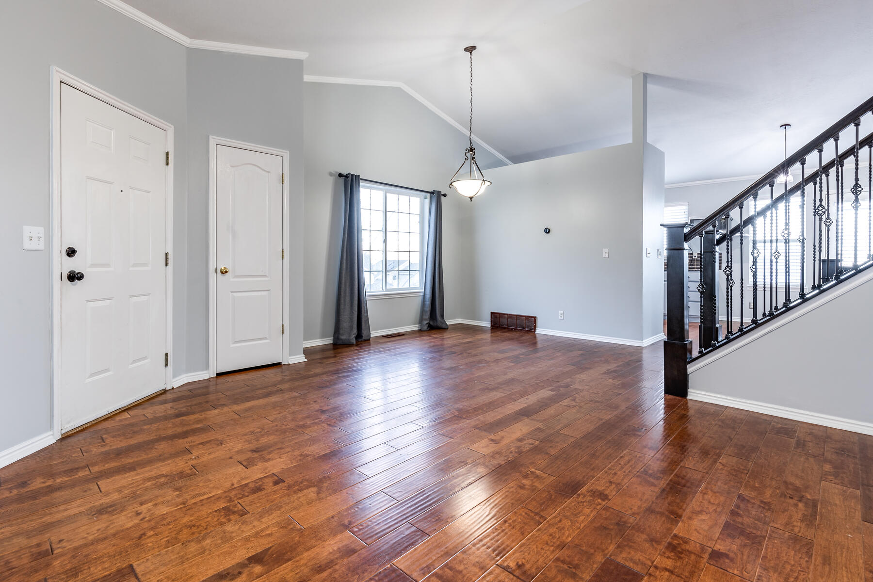 459 E Steep Mountain Dr