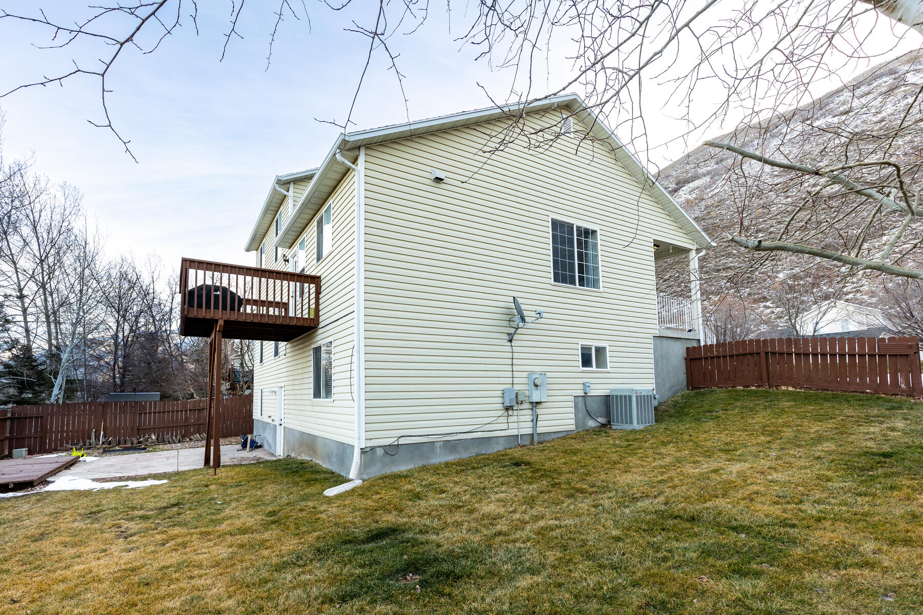 459 E Steep Mountain Dr