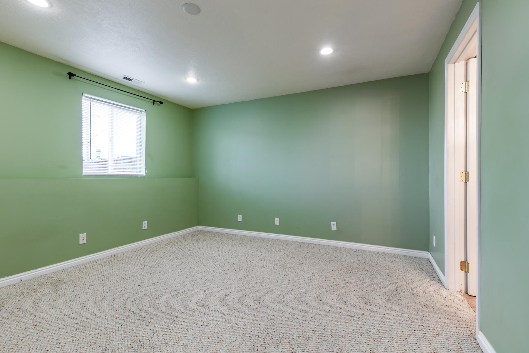 459 E Steep Mountain Dr