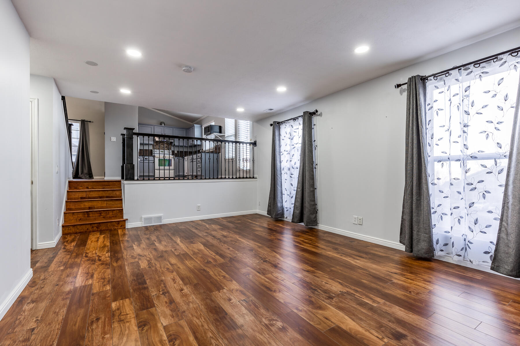 459 E Steep Mountain Dr