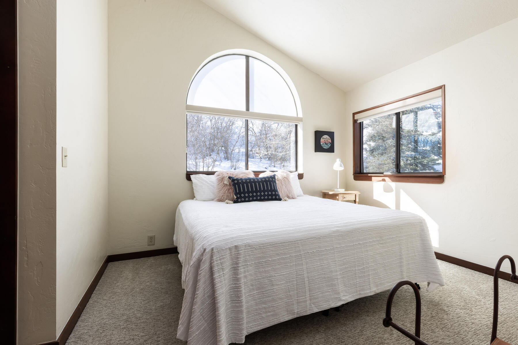 3045 Ridgeview Dr #3B