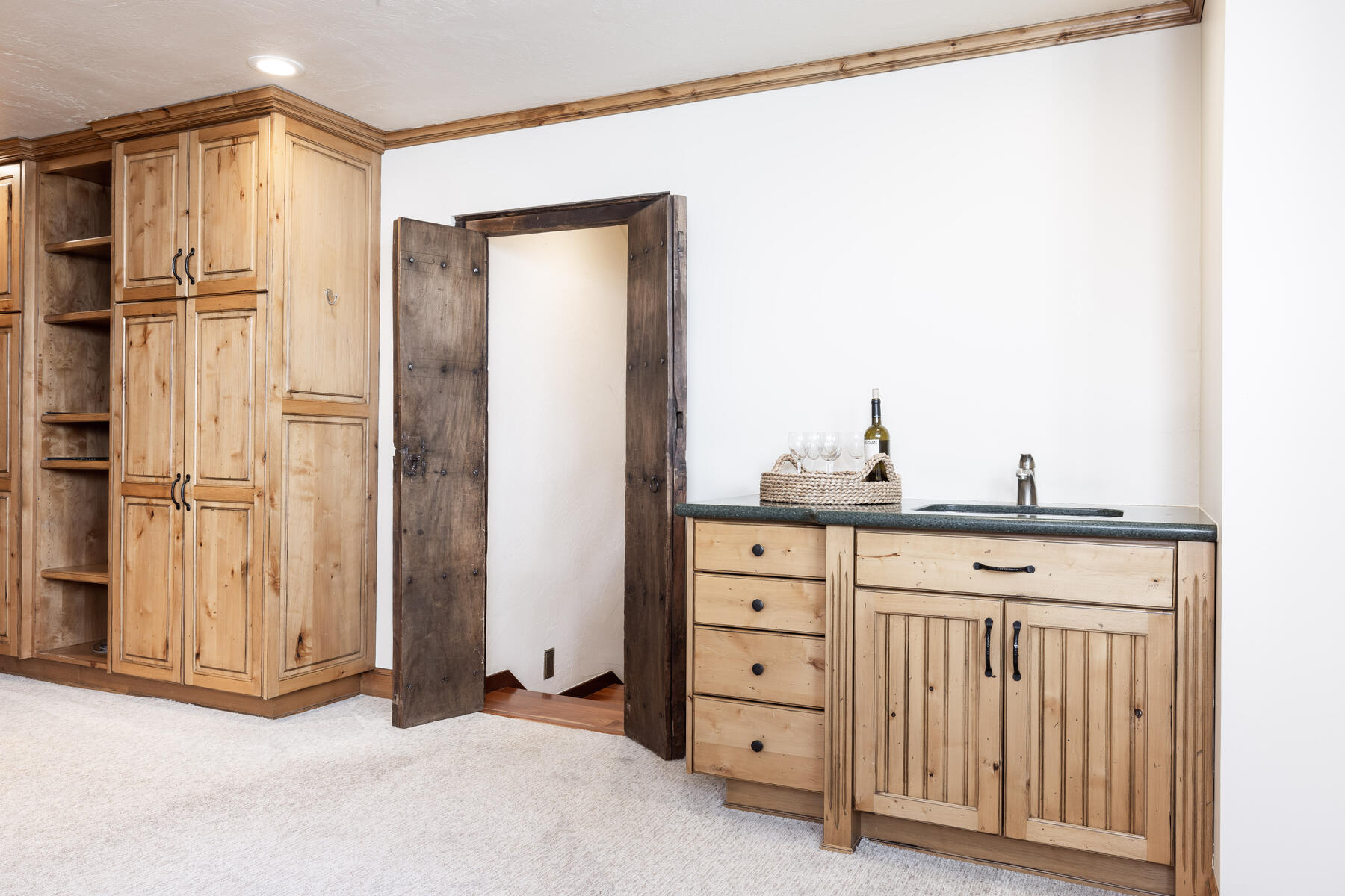 3045 Ridgeview Dr #3B