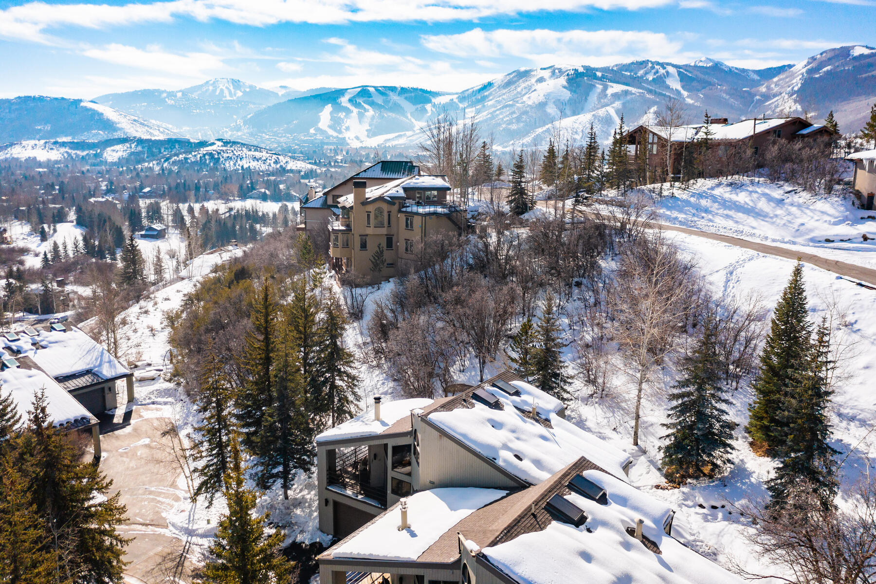 3045 Ridgeview Dr #3B