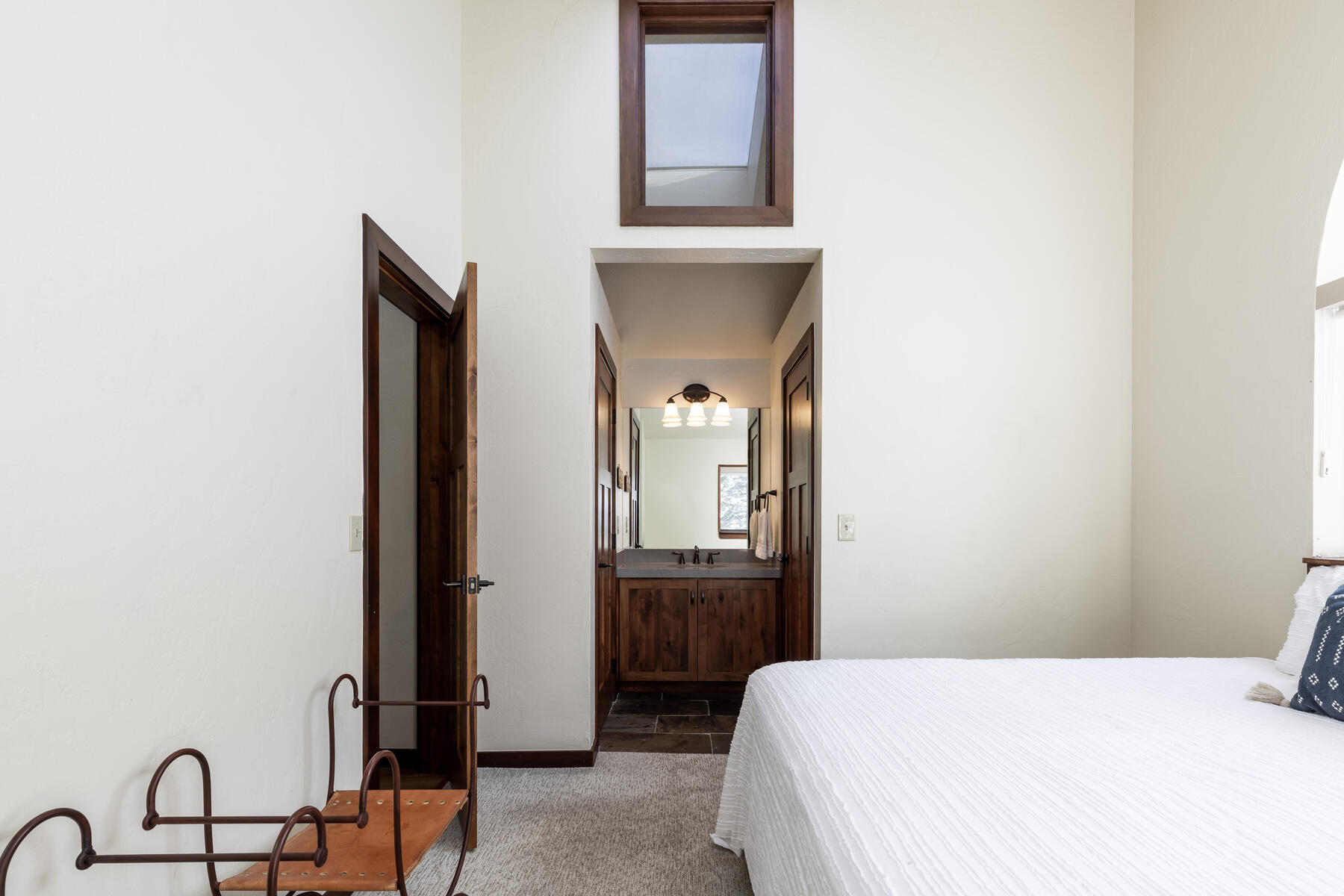 3045 Ridgeview Dr #3B