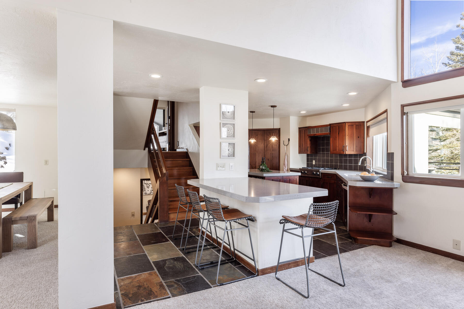 3045 Ridgeview Dr #3B