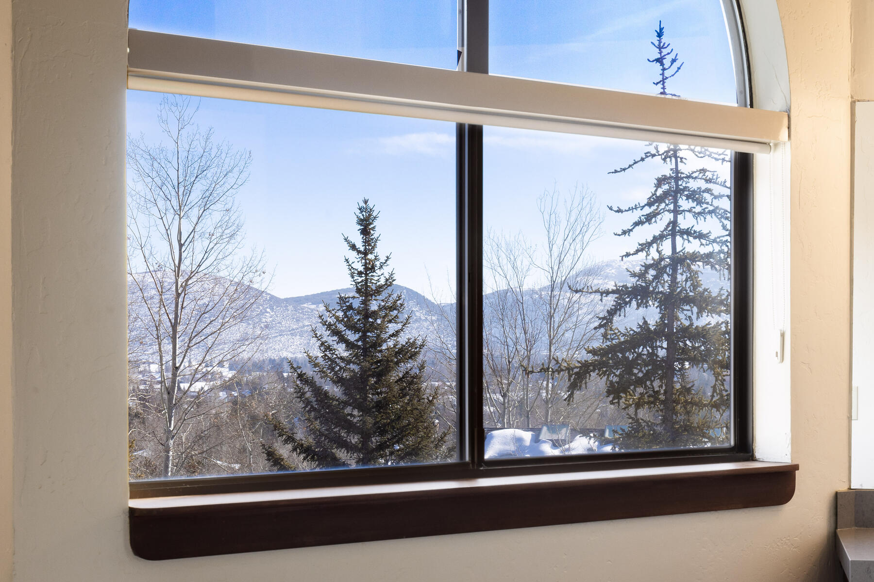 3045 Ridgeview Dr #3B