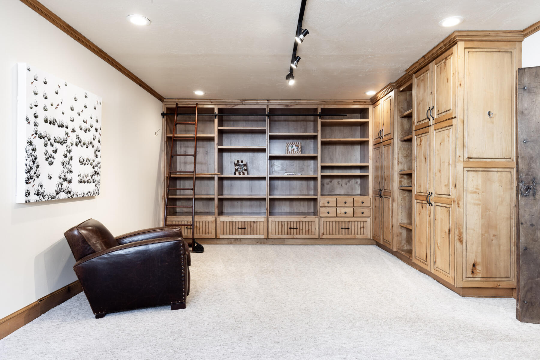 3045 Ridgeview Dr #3B