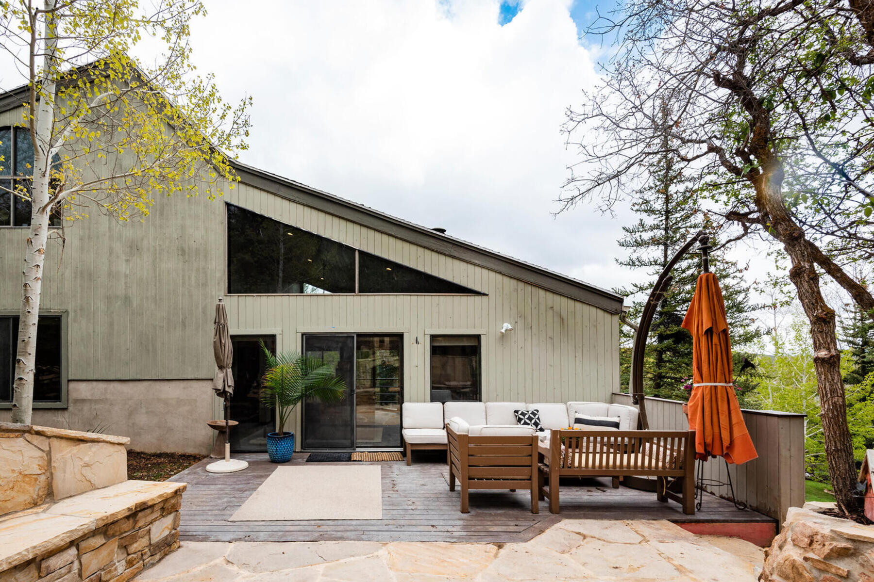 3045 Ridgeview Dr #3B