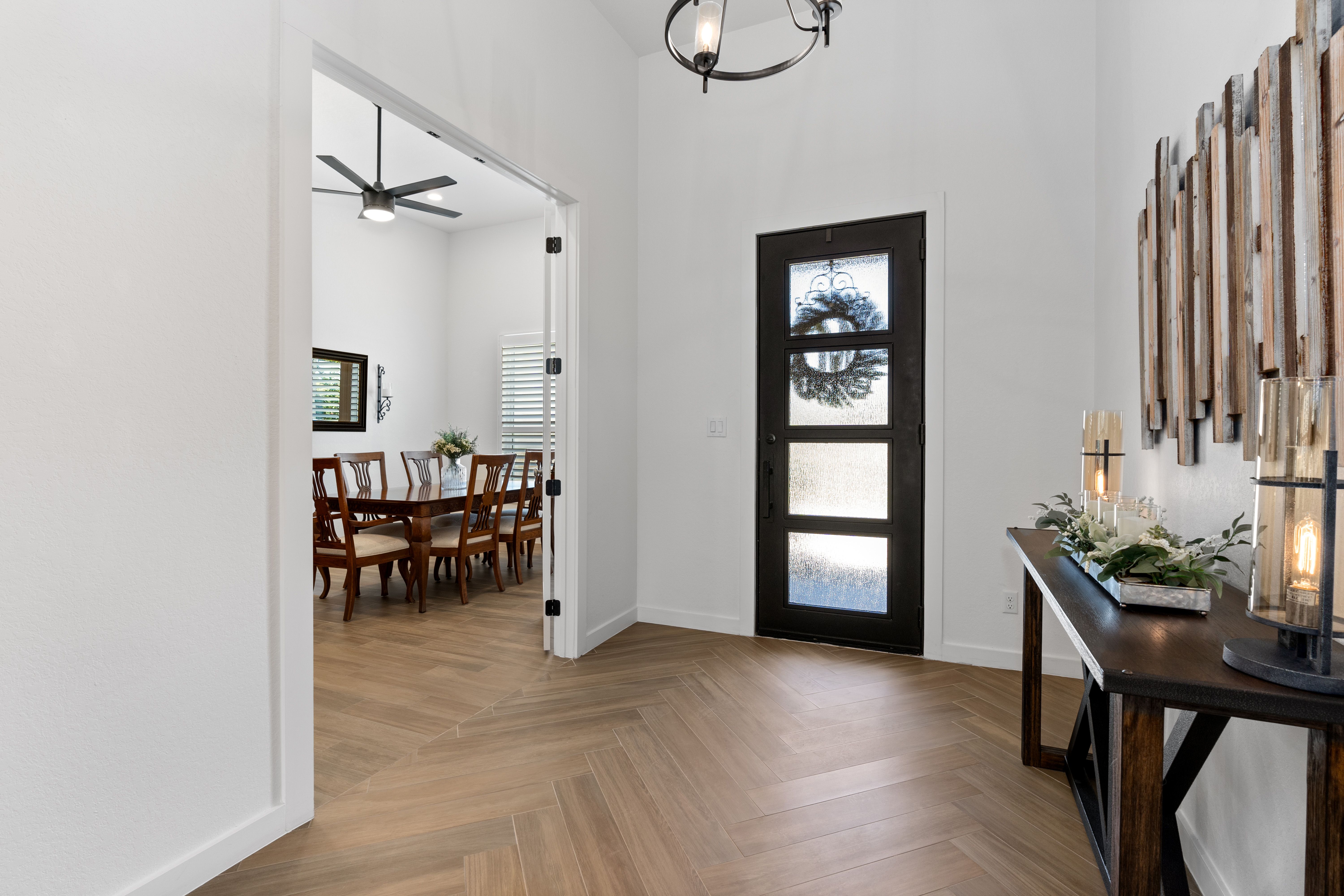 2437 Kookaburra Drive 
