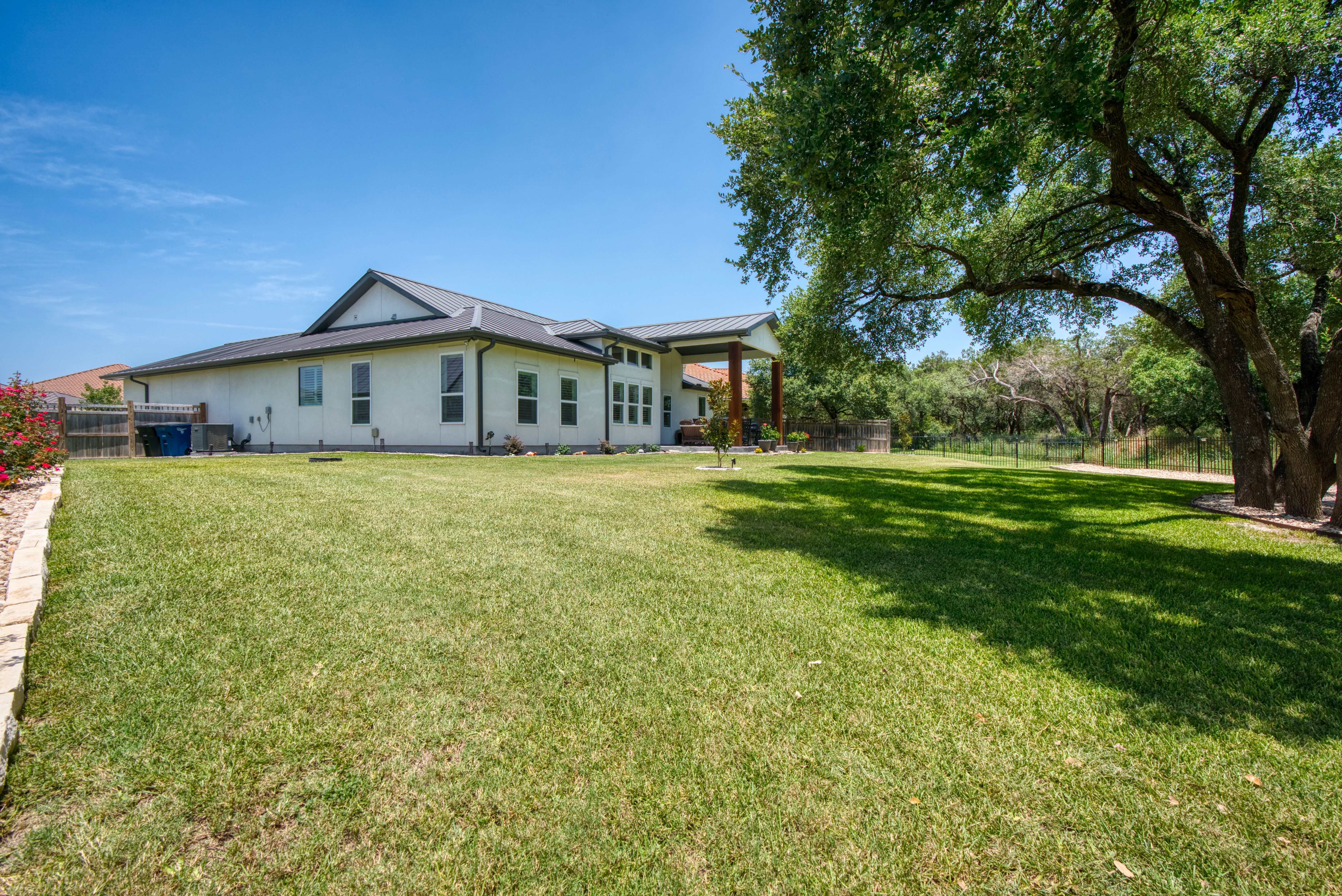 2437 Kookaburra Drive 