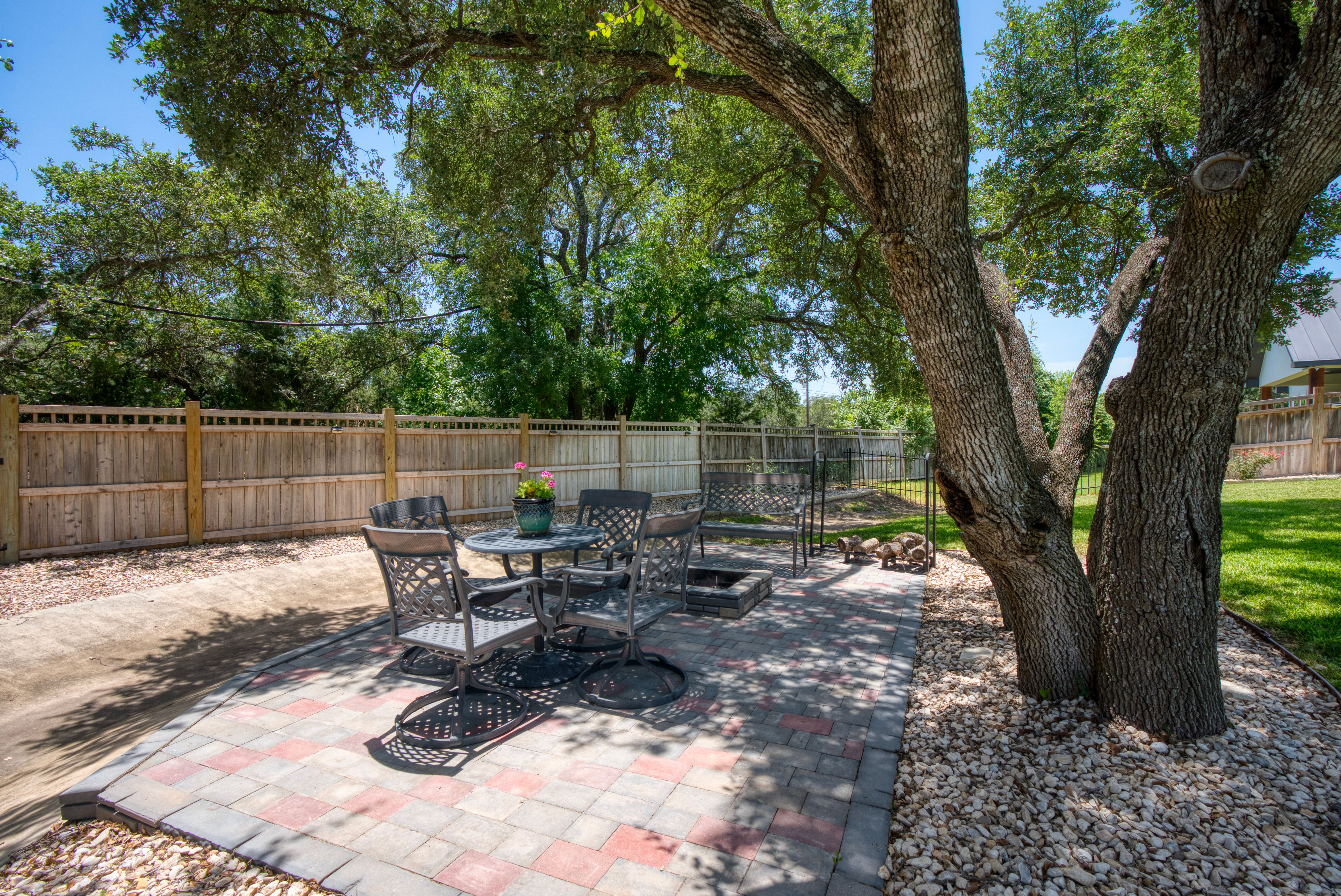 2437 Kookaburra Drive 