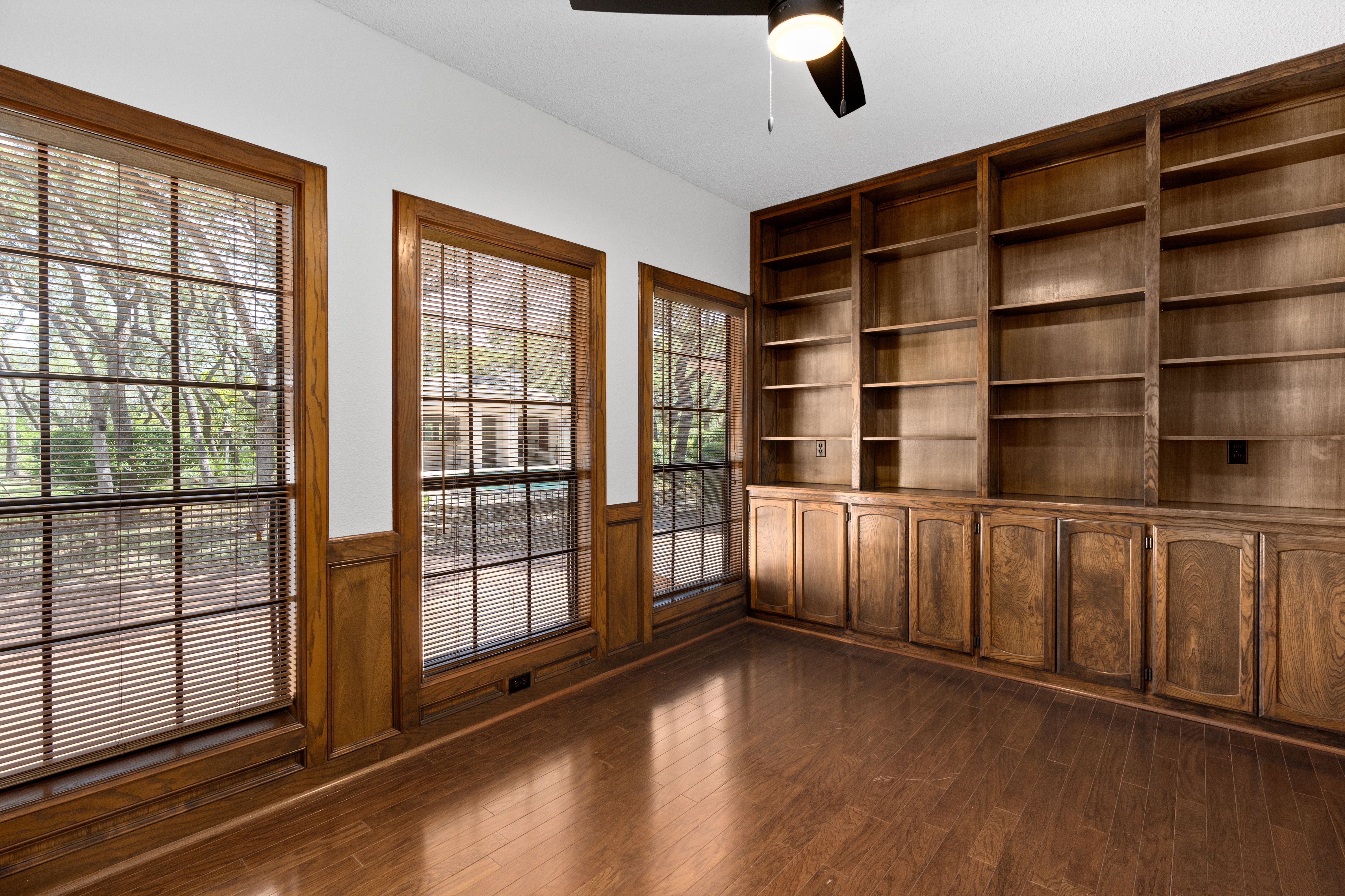 2207 Estate View Drive 