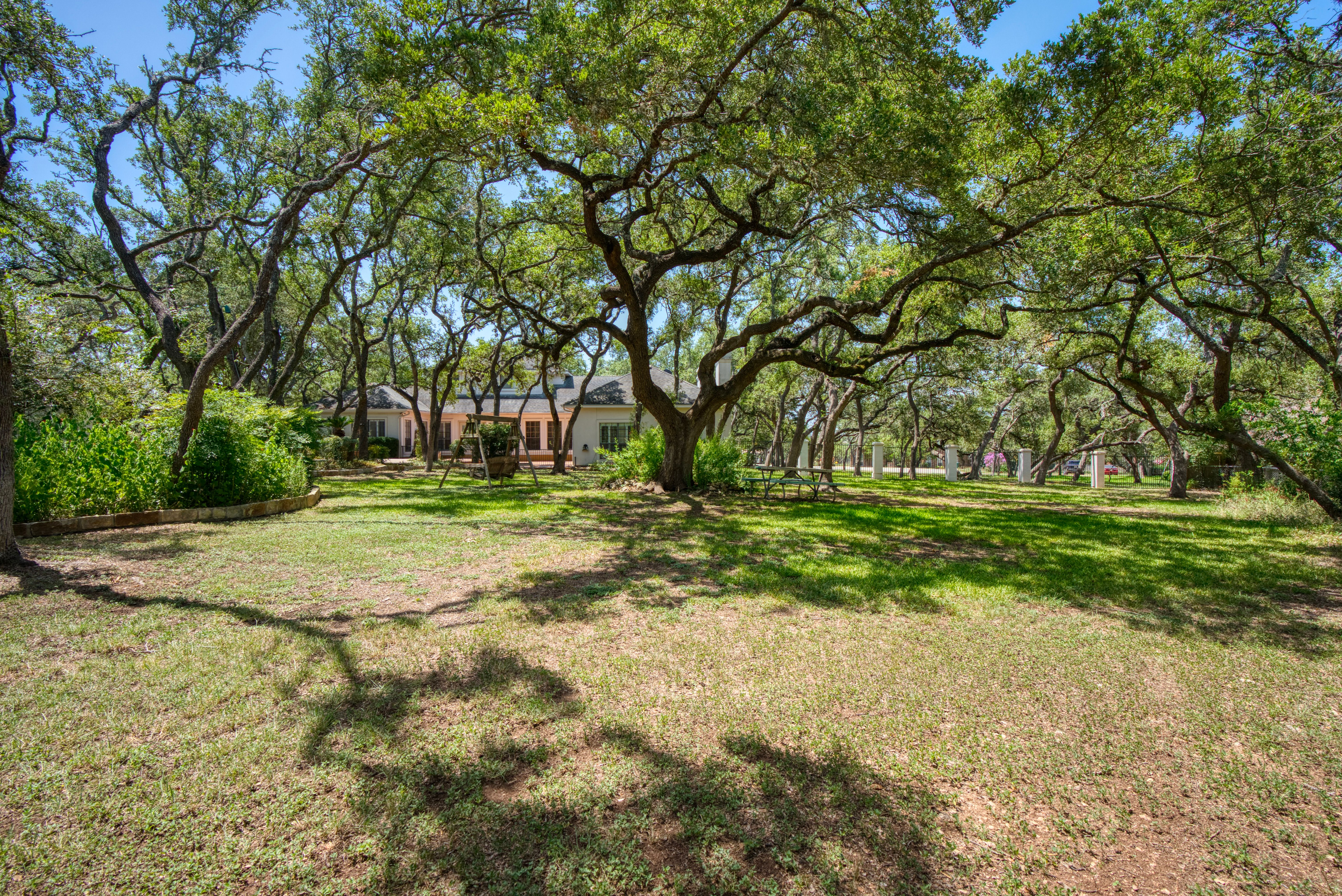 2207 Estate View Drive 