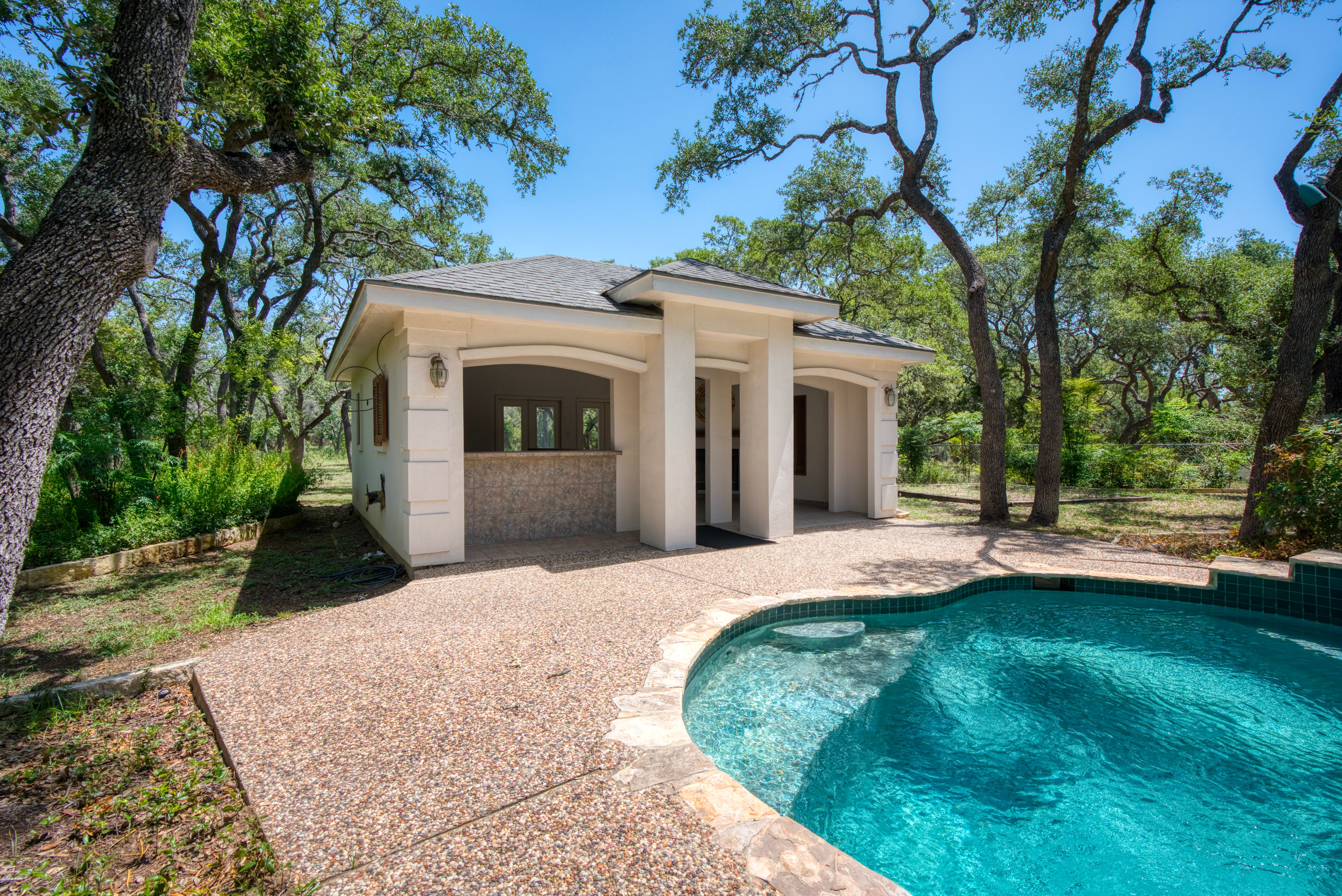 2207 Estate View Drive 