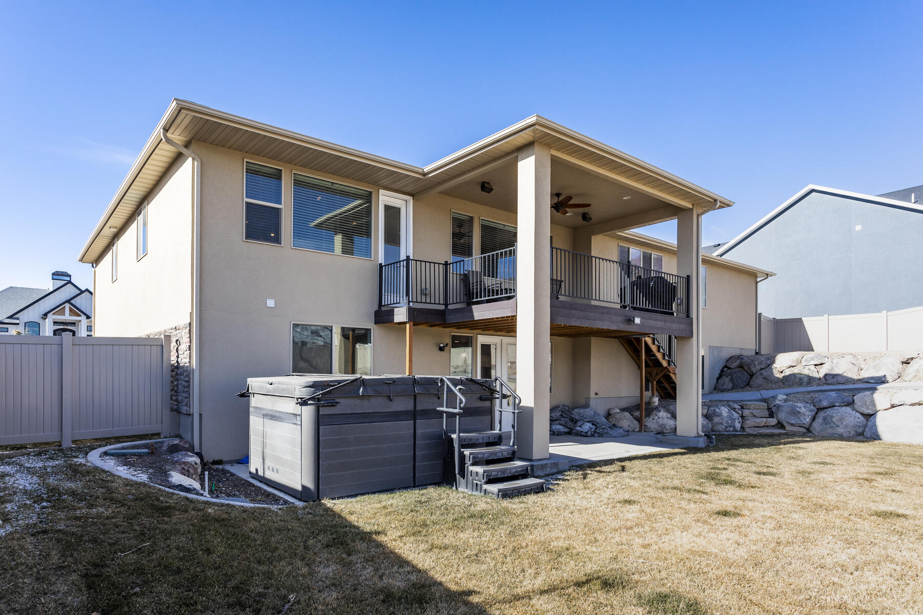 1642 W Widgeon Ln