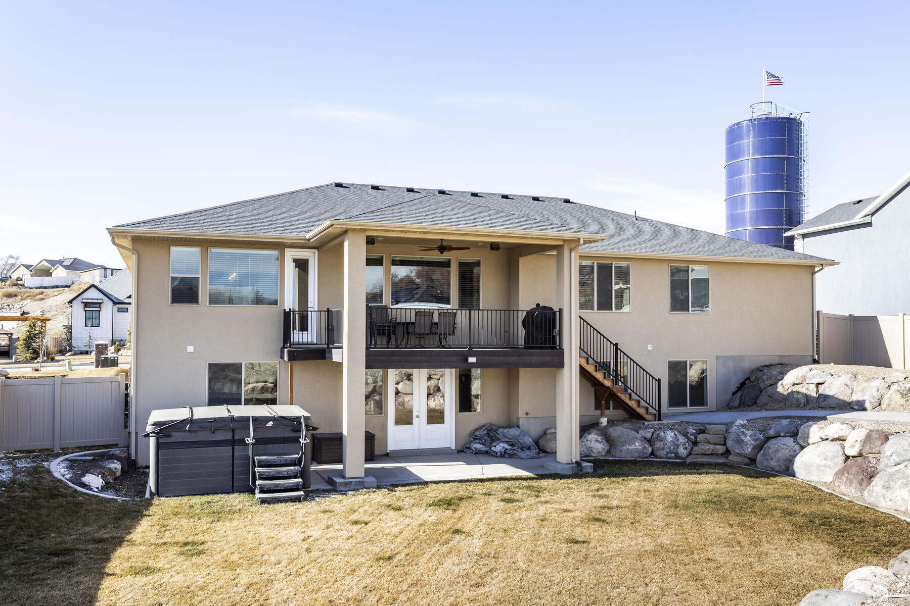 1642 W Widgeon Ln