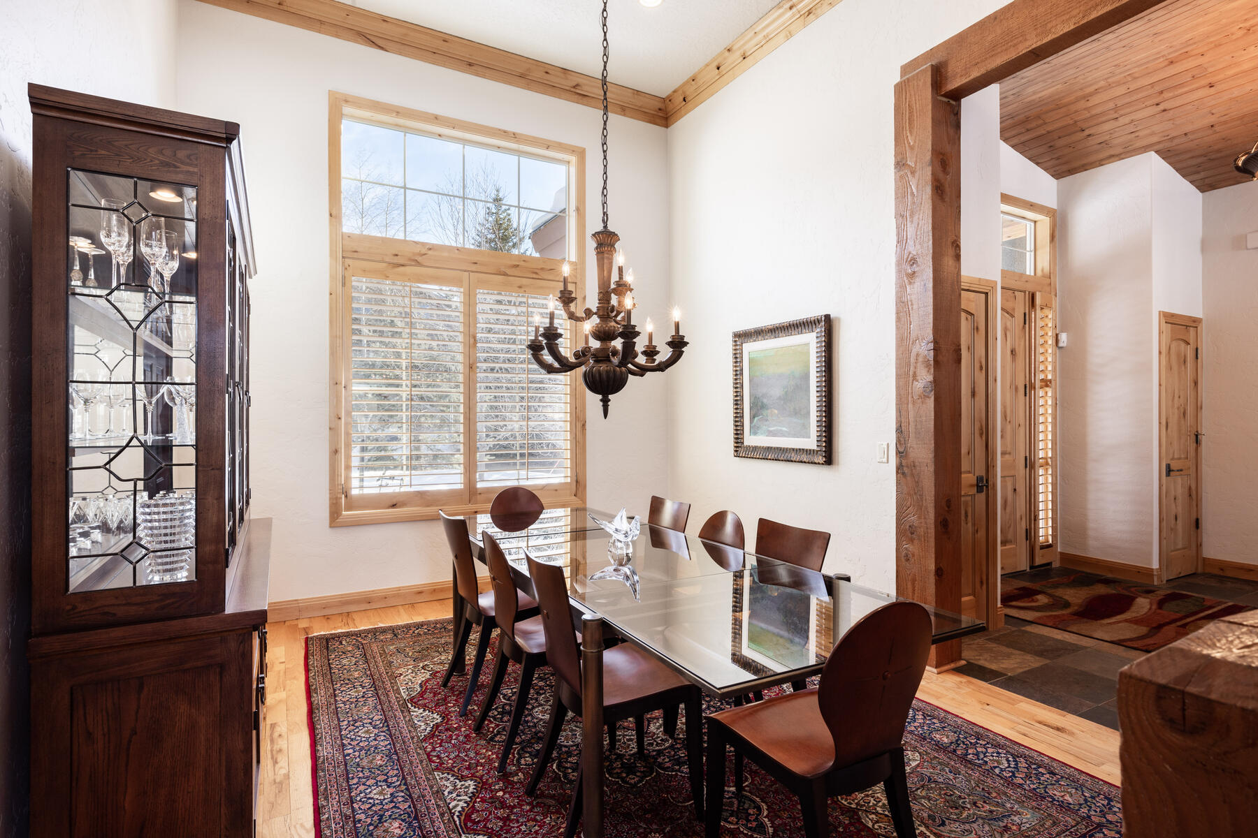 3717 W Saddleback Rd