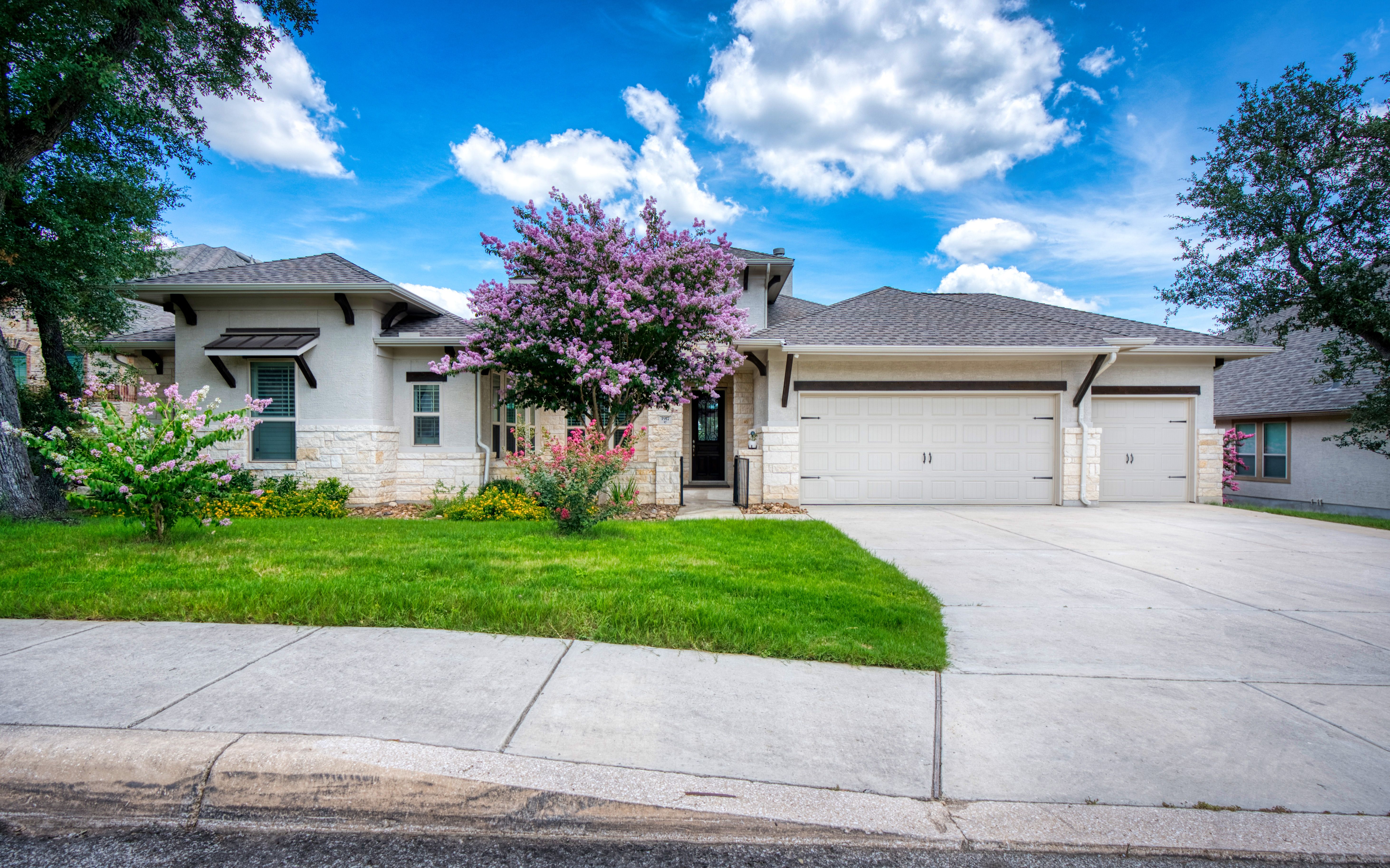 1917 Glendon Drive 