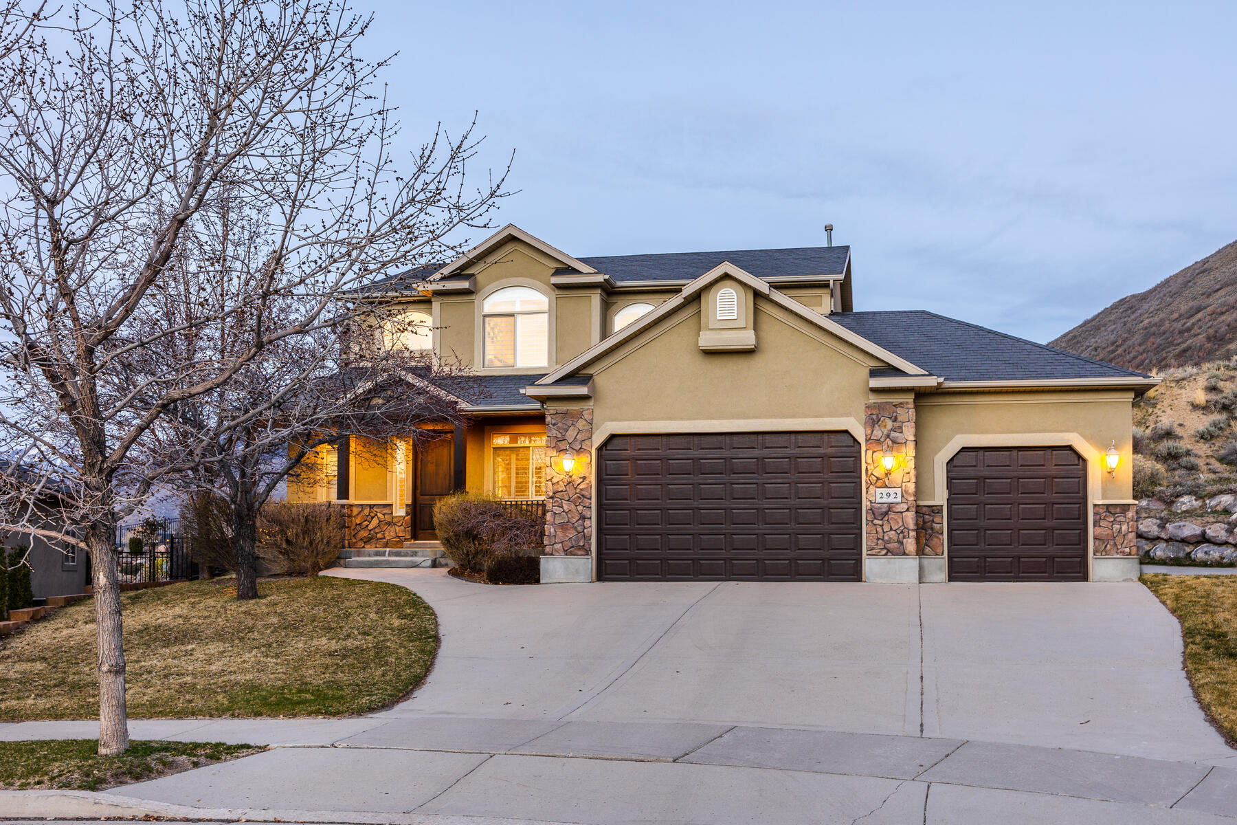 292 E Gold Leaf Cir