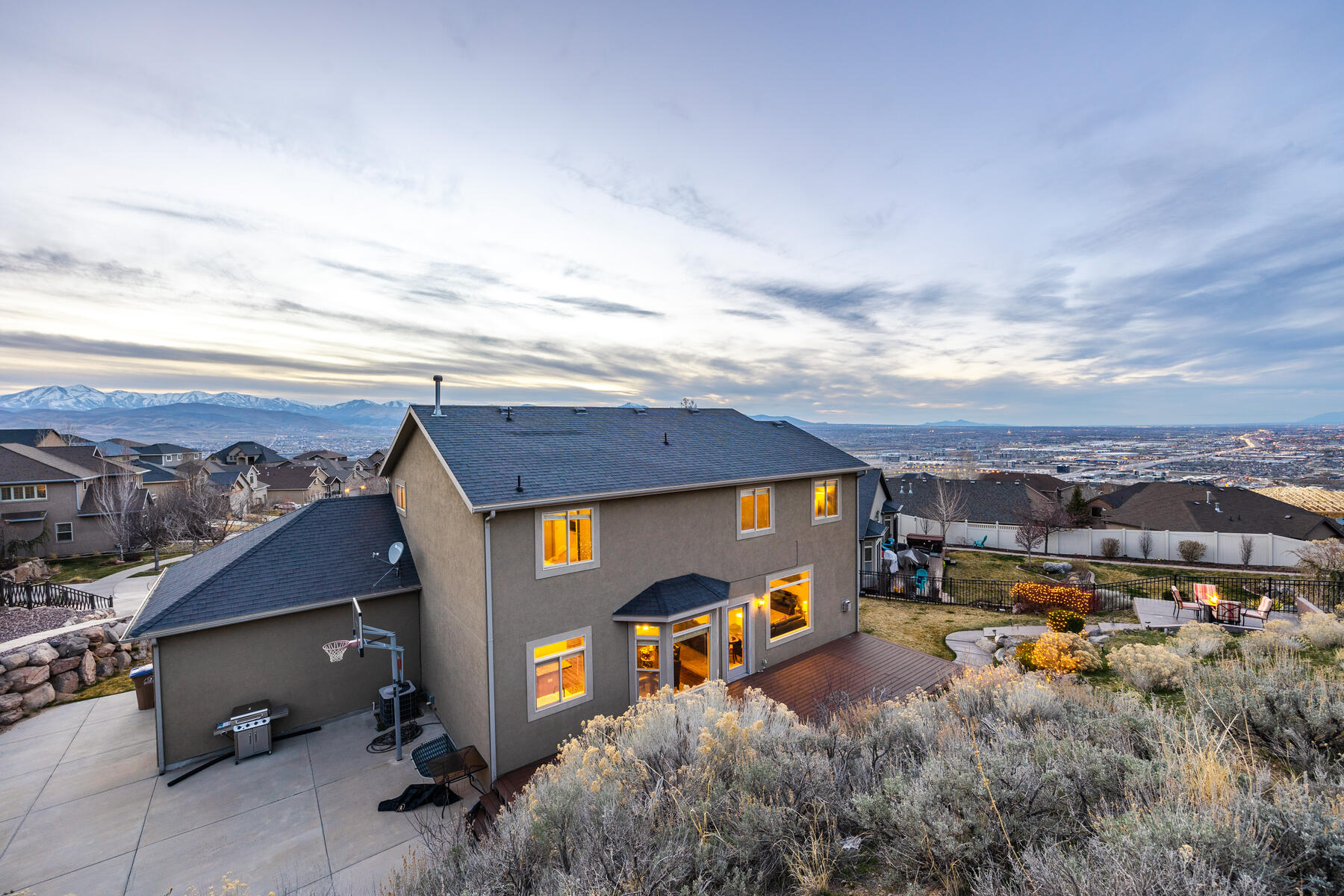292 E Gold Leaf Cir