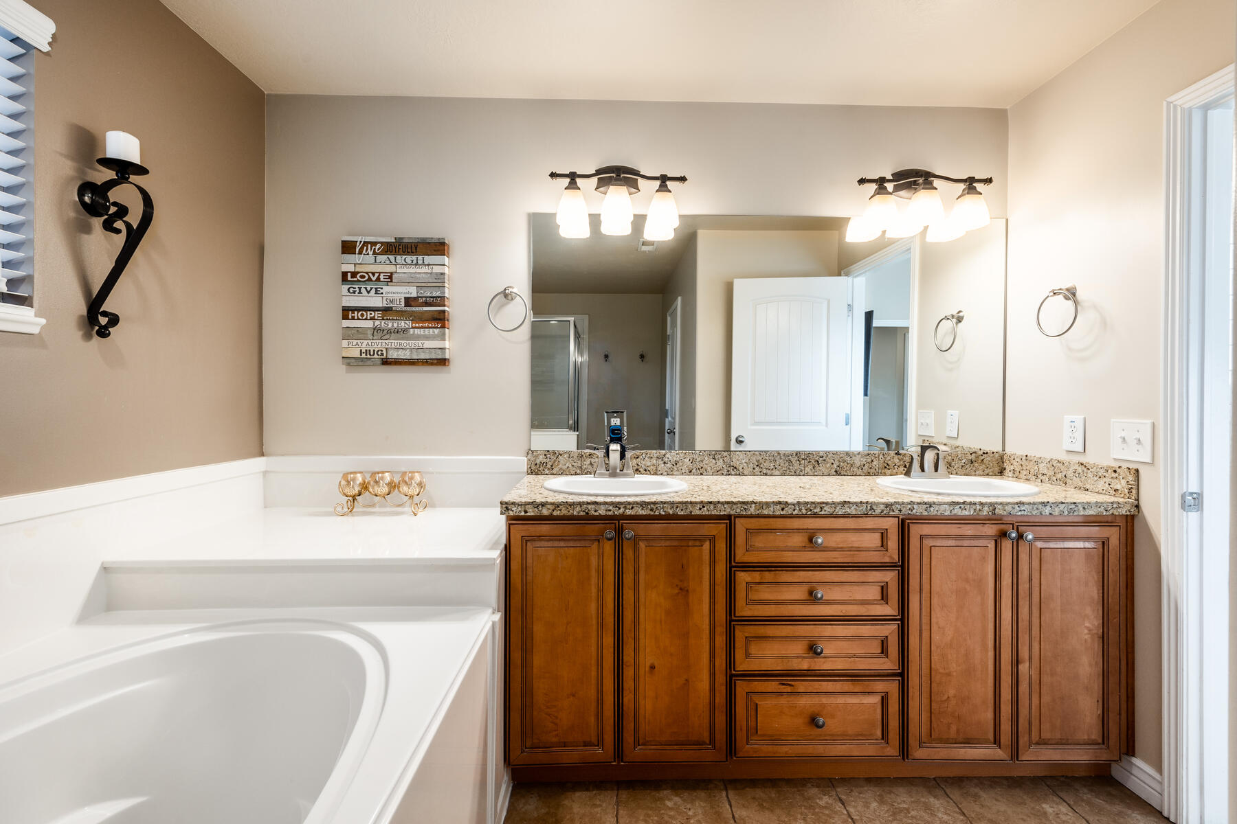 292 E Gold Leaf Cir
