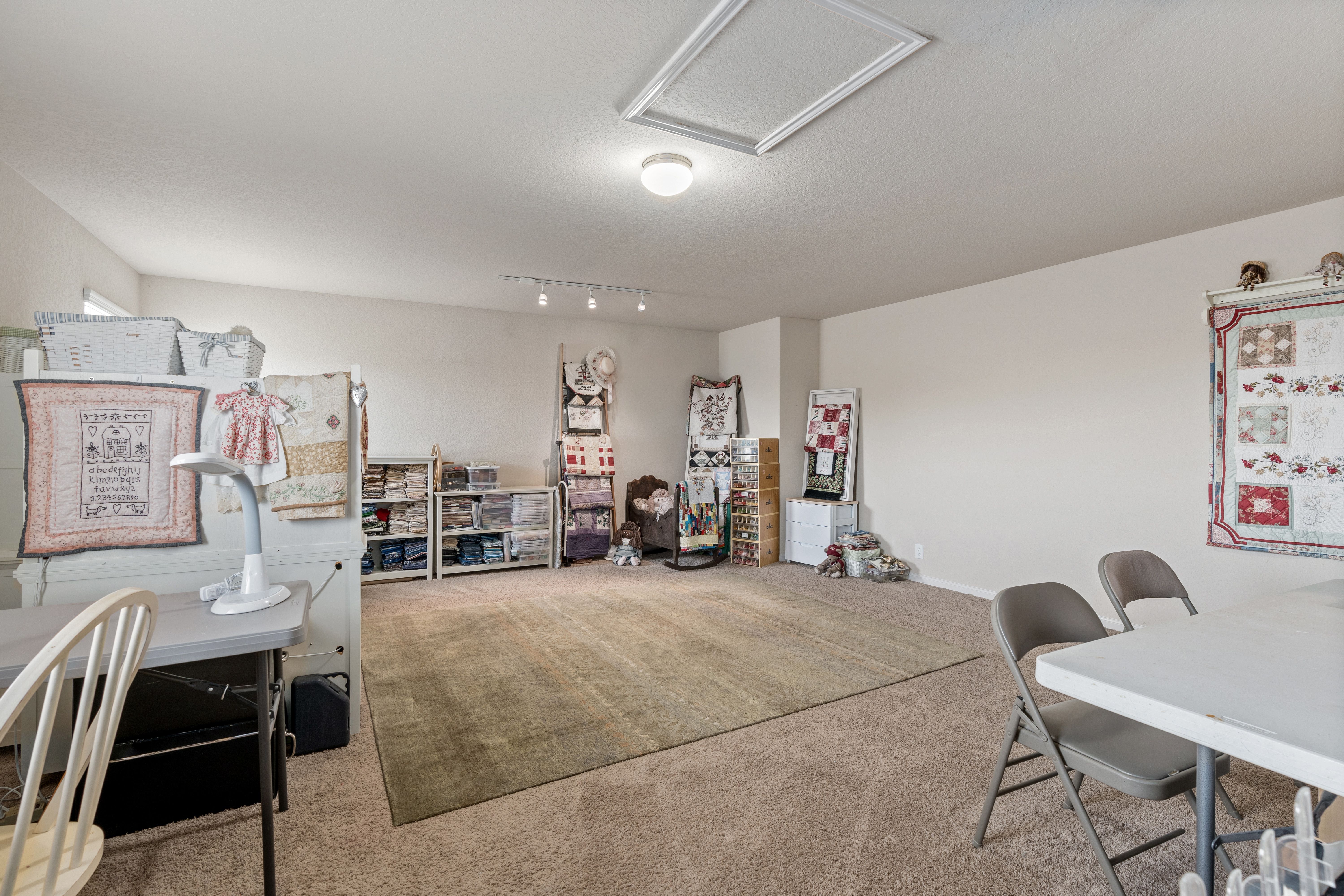 2453 Ibis Avenue 