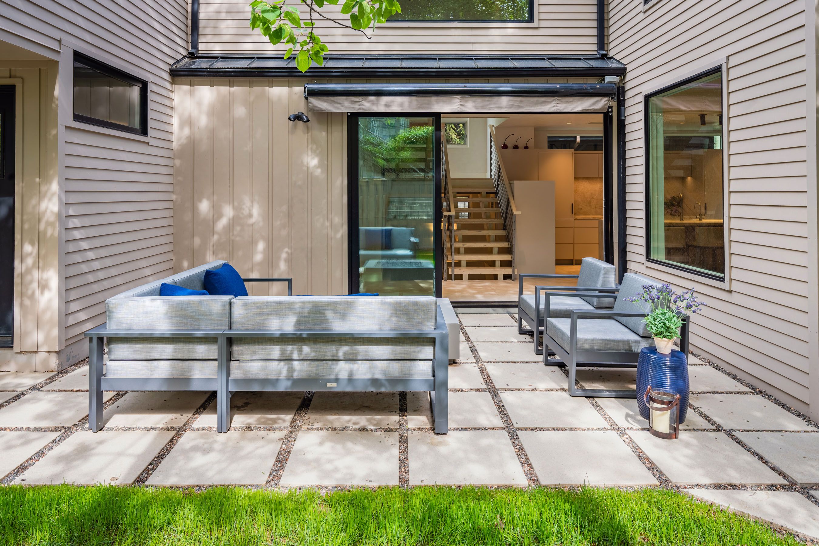 523 West Smuggler Street 