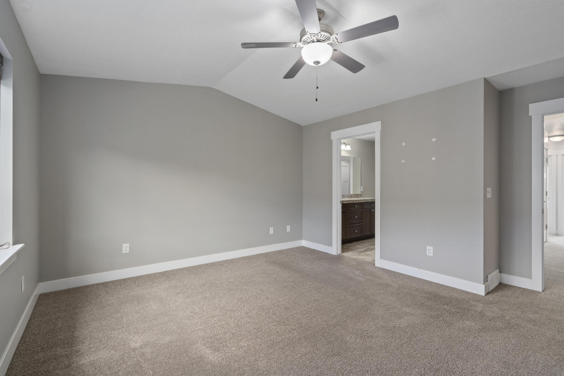 378 E Barn View Dr