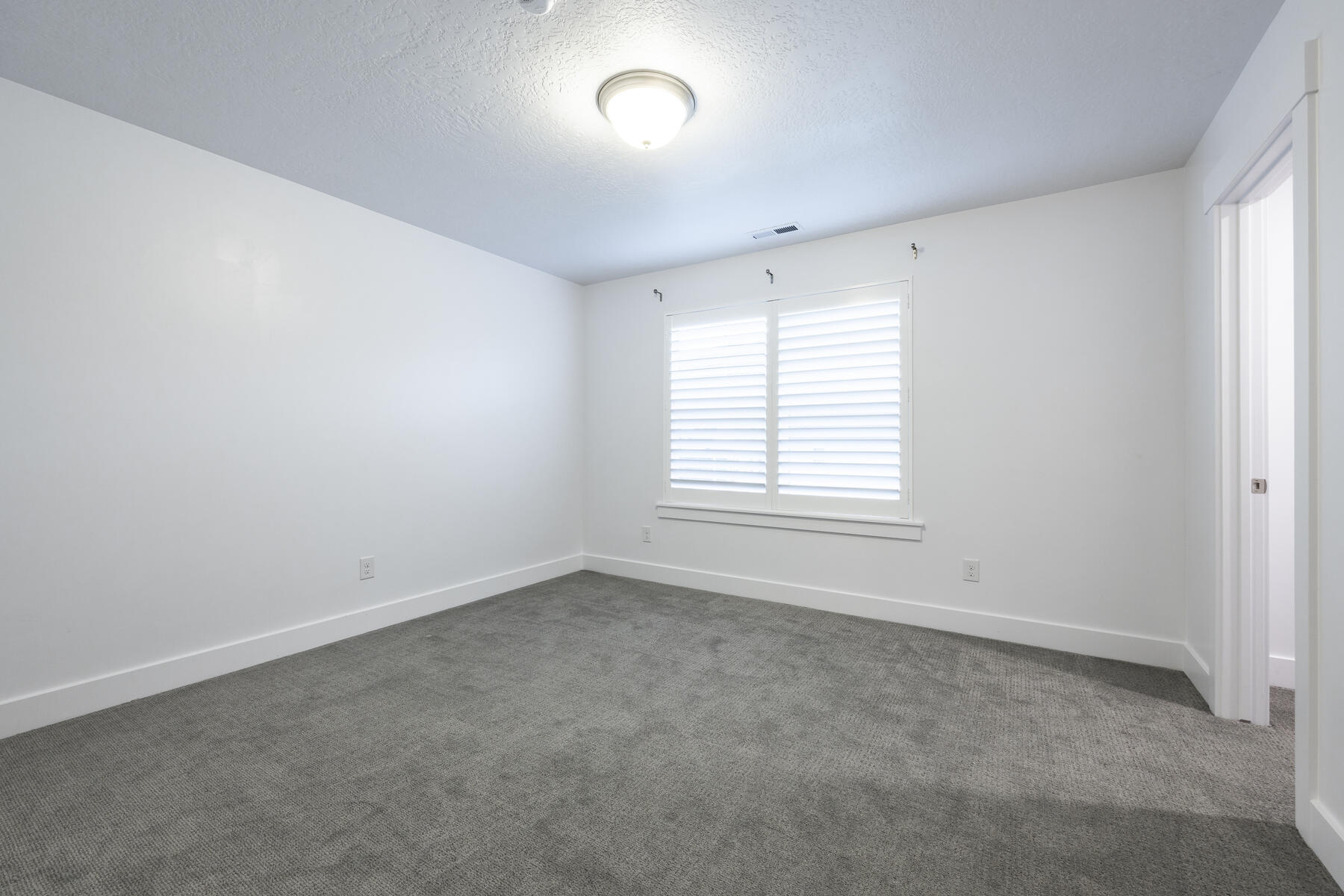 14753 S Glacial Peak Drive