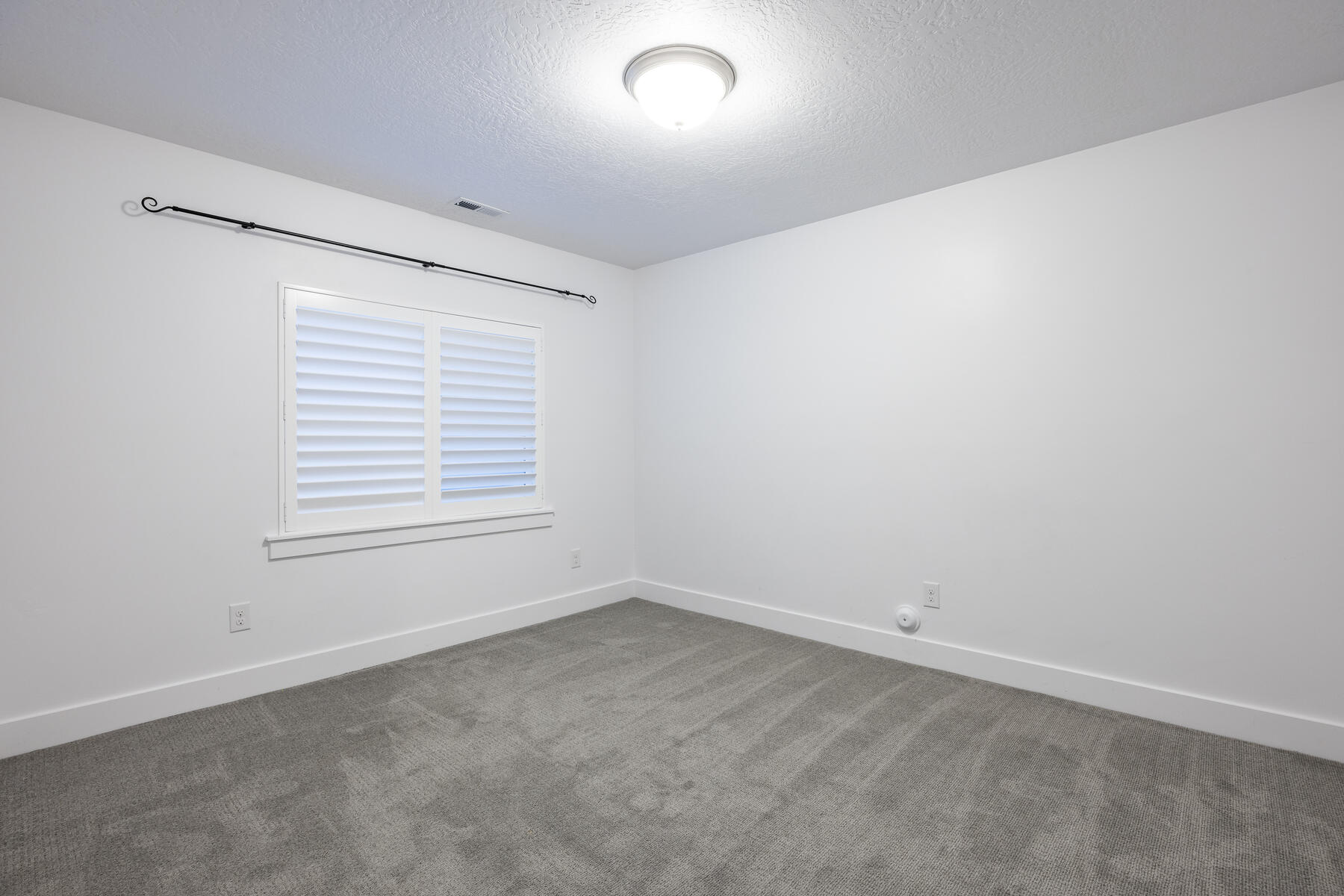 14753 S Glacial Peak Drive