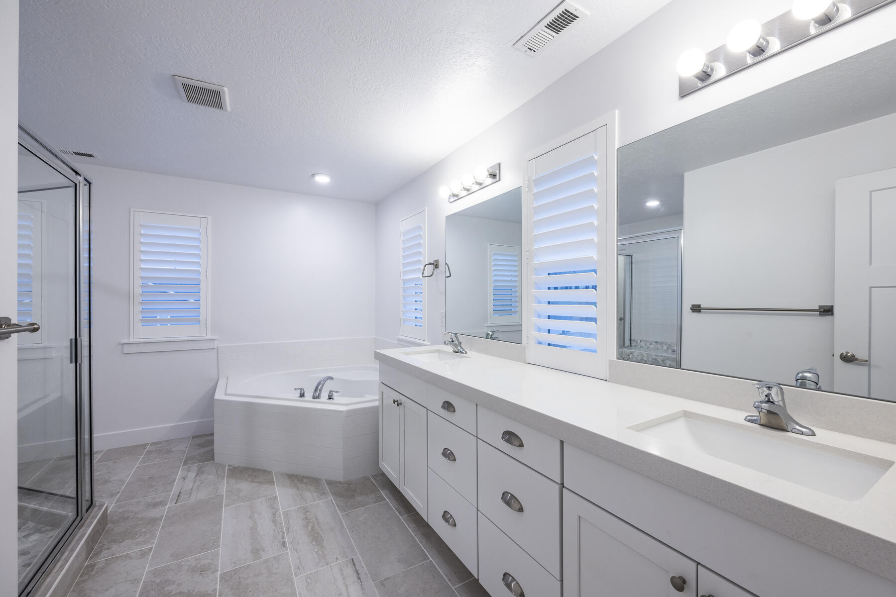 14753 S Glacial Peak Drive