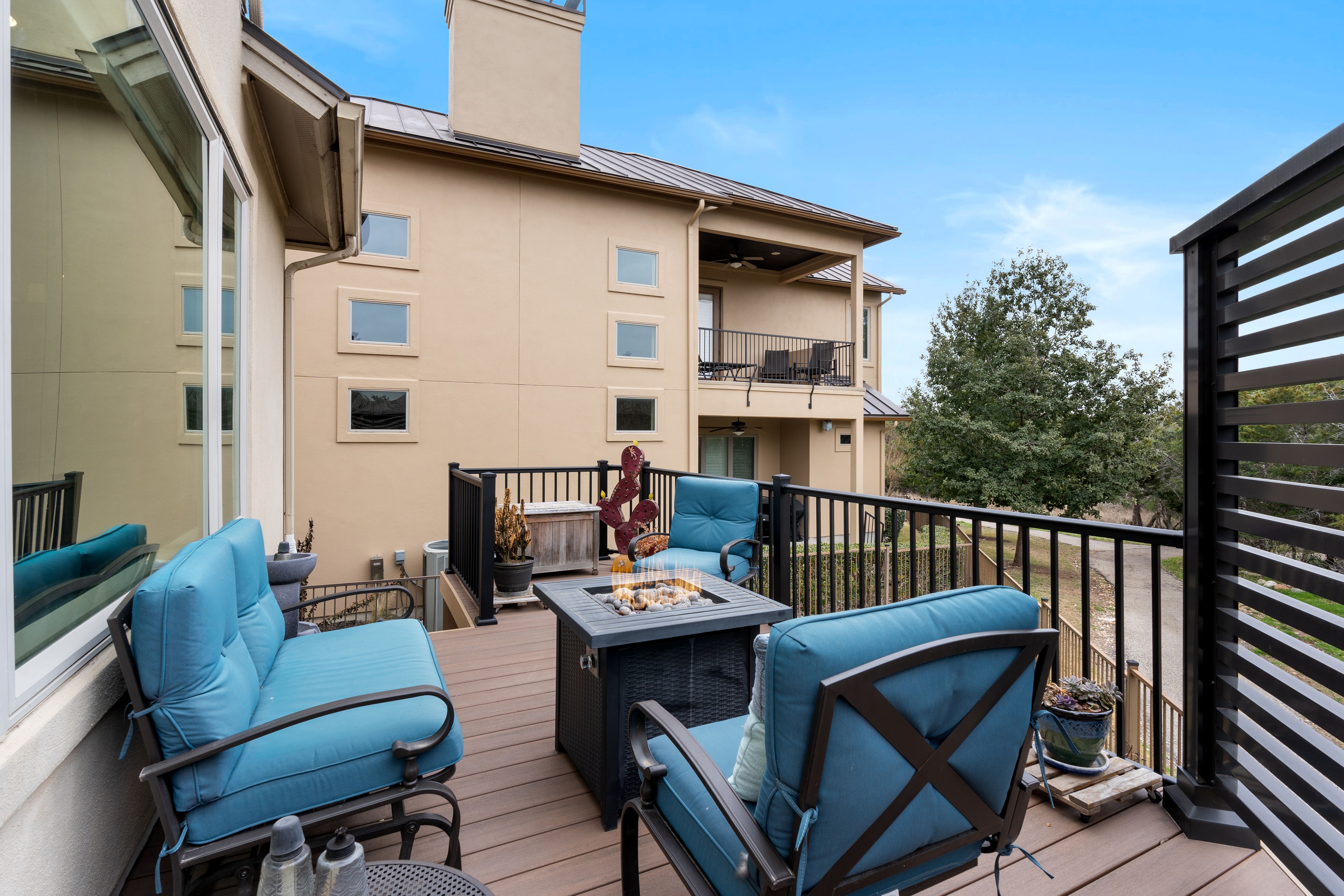 4616 Avery Way 